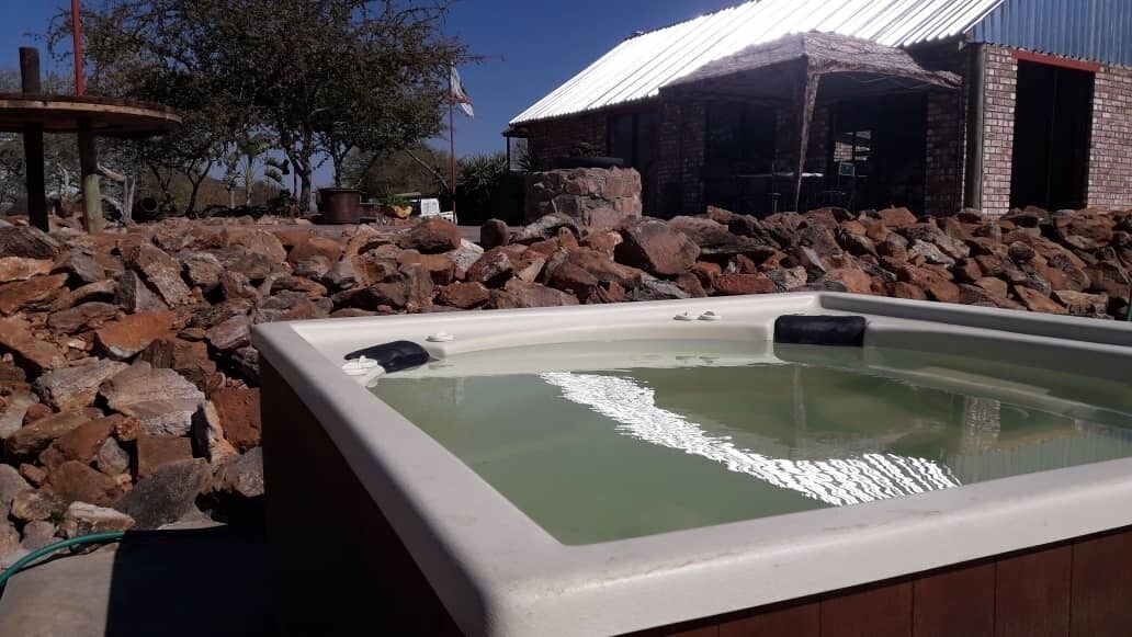 Tana Safaris Bush Camp