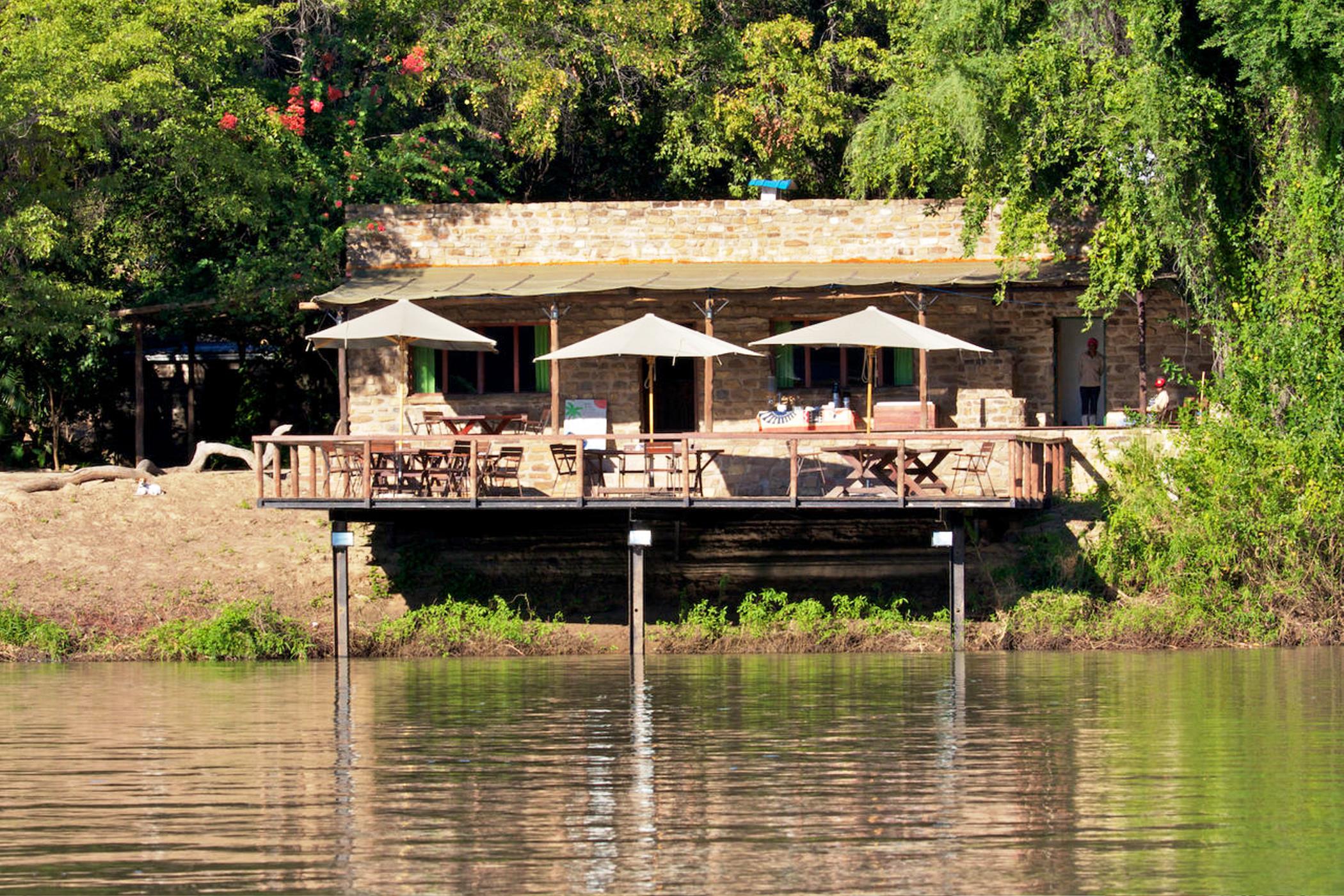 Kunene River Lodge