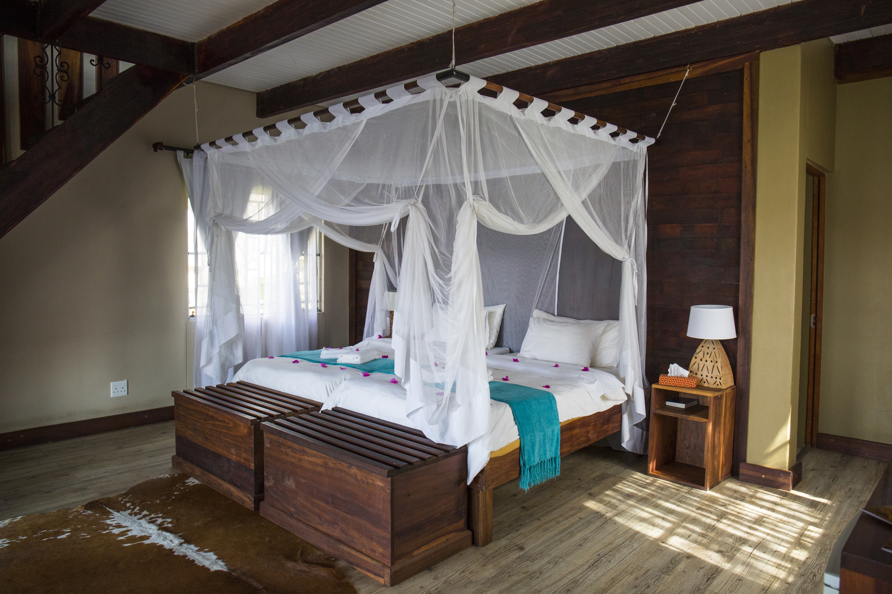 Hakusembe River Lodge