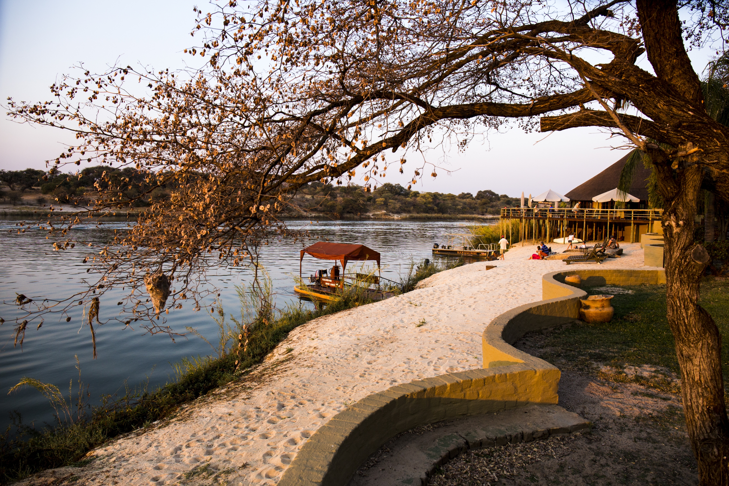 Hakusembe River Lodge
