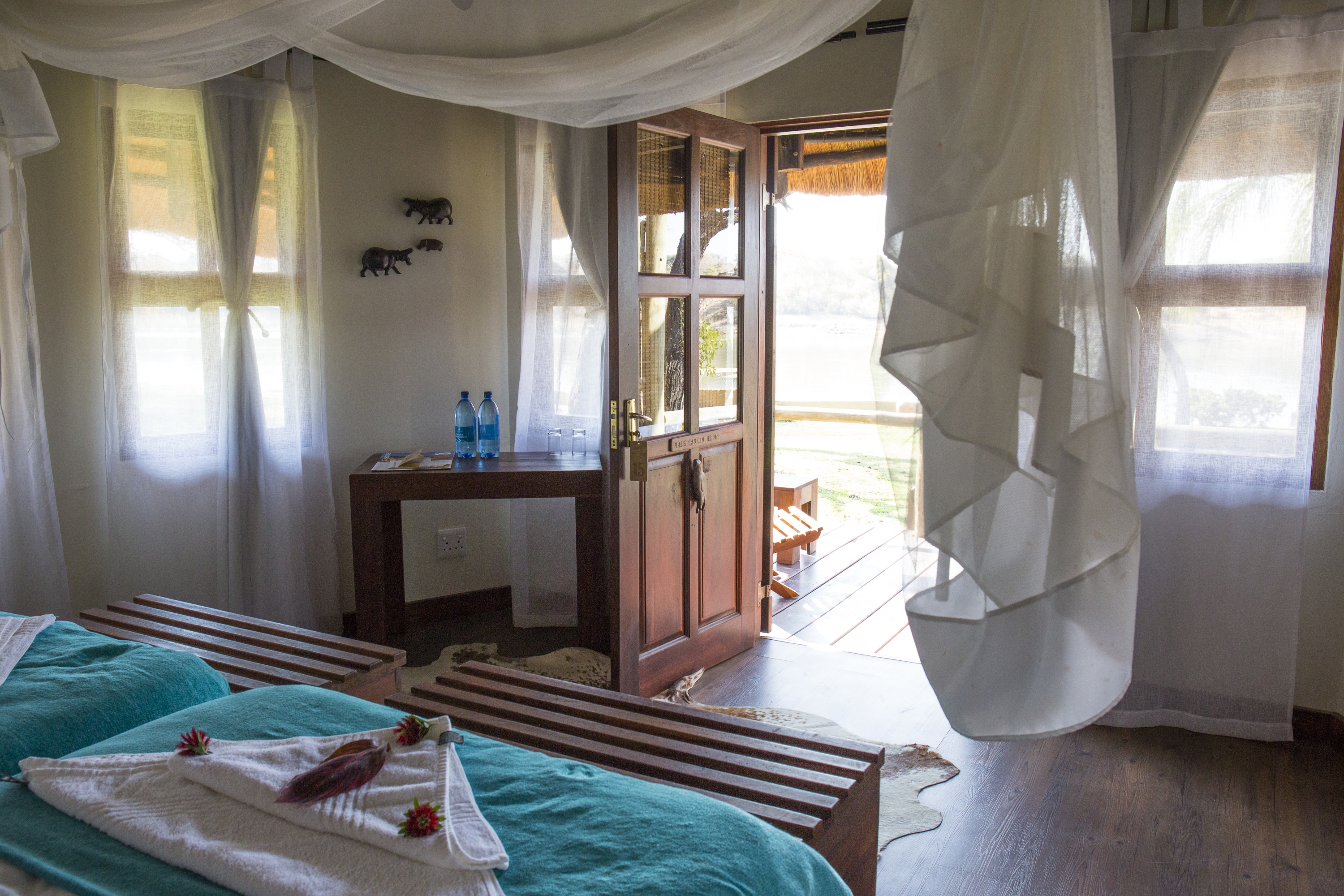 Hakusembe River Lodge