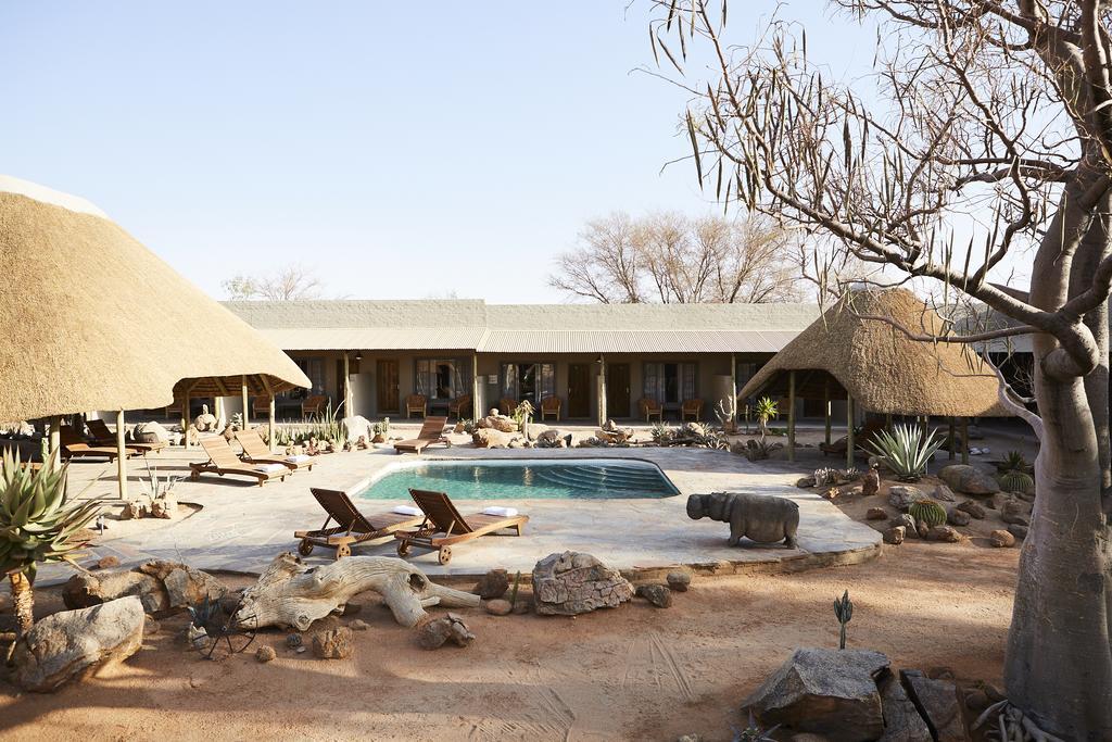 Solitaire Country Lodge