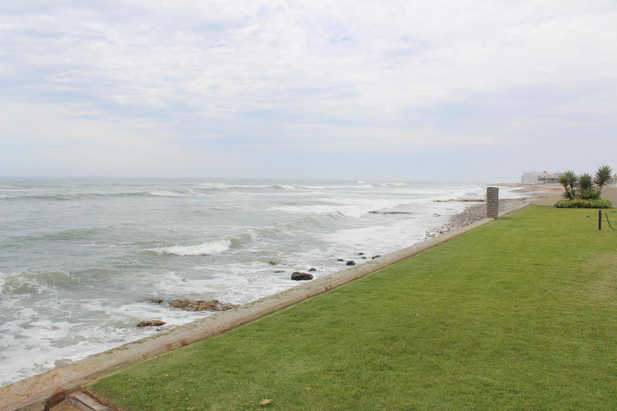 F1 Waterfront Estate