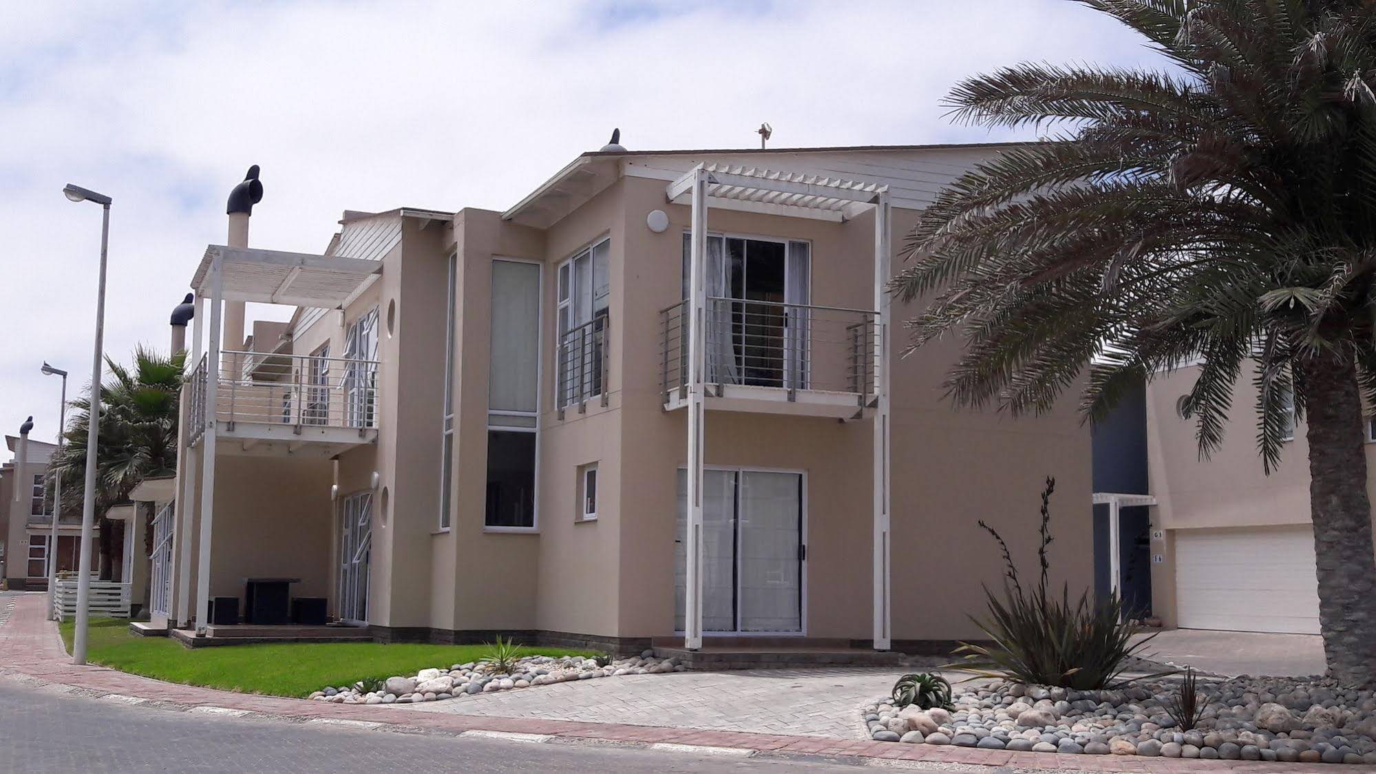 F1 Waterfront Estate