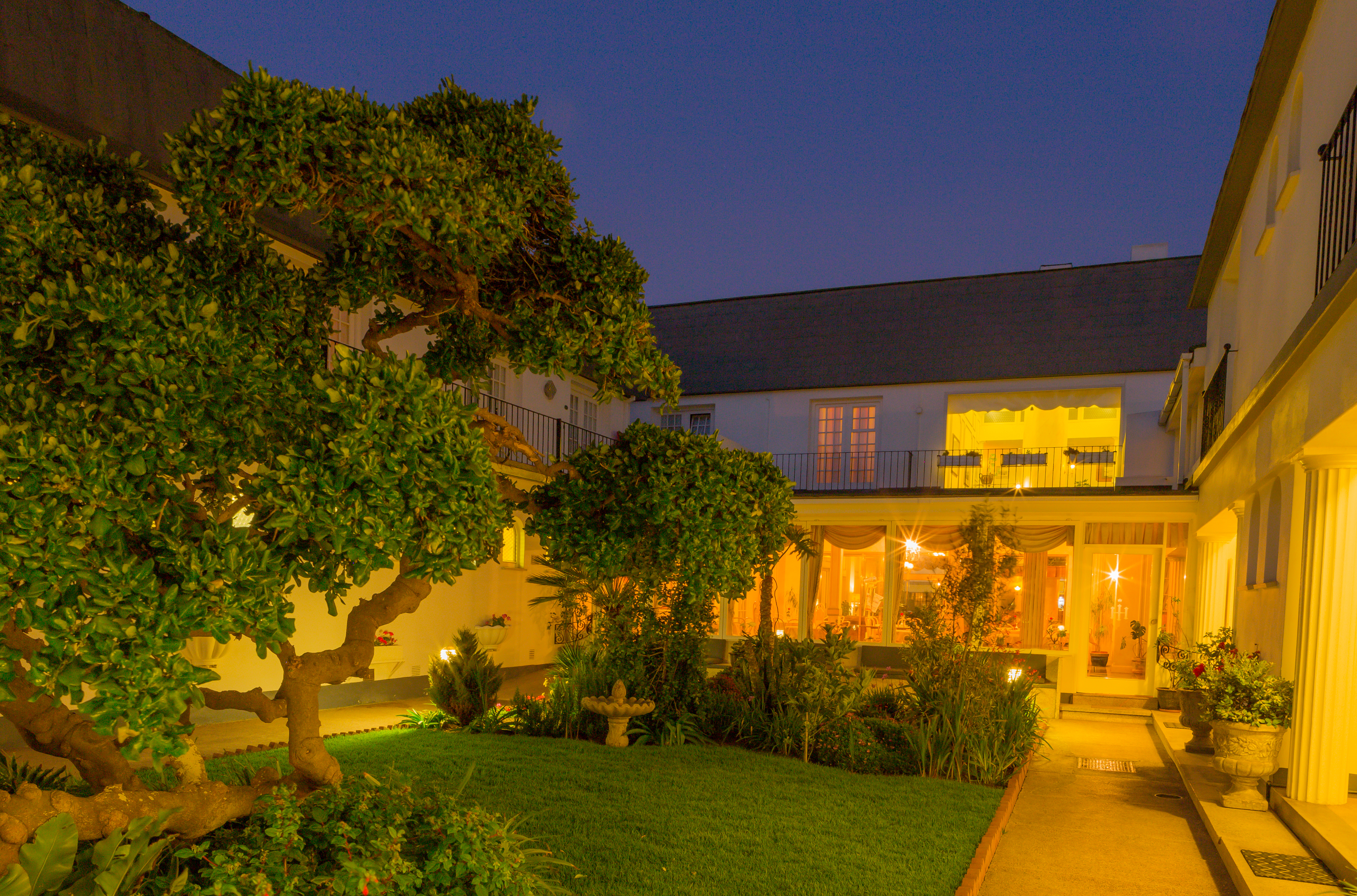 Hansa Hotel