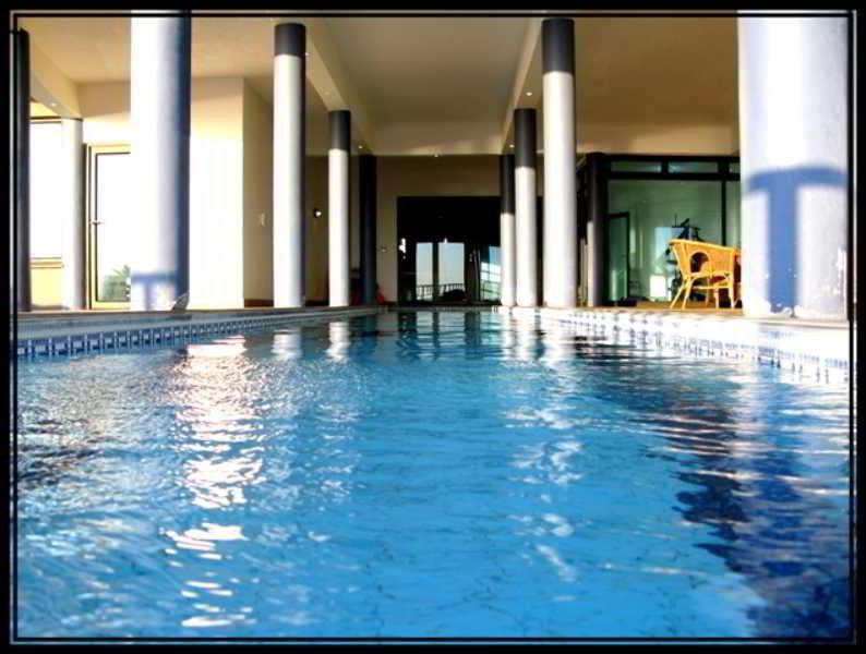 Boathouse Sea View Suites