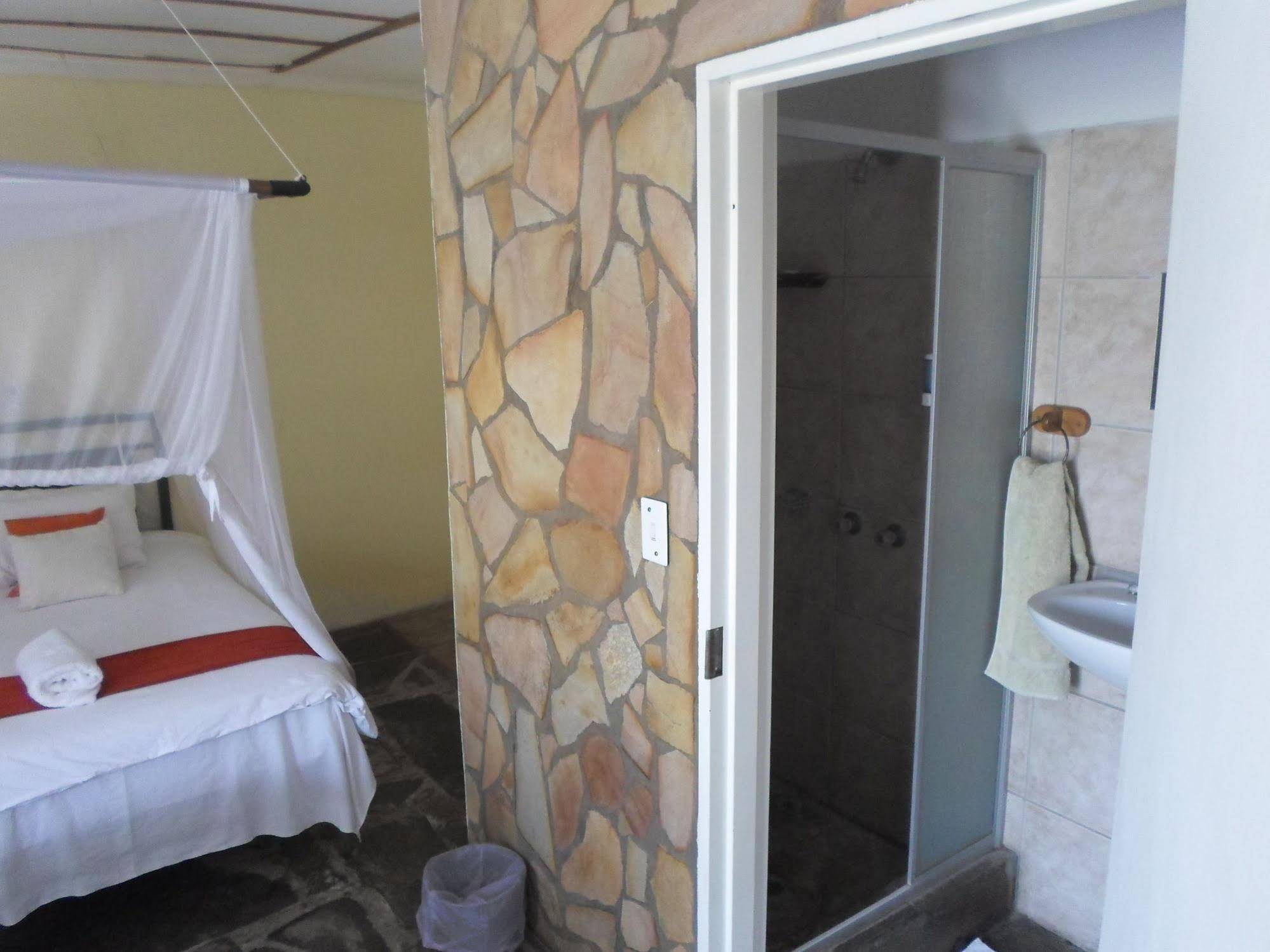 Tucsin Tsumkwe Lodge