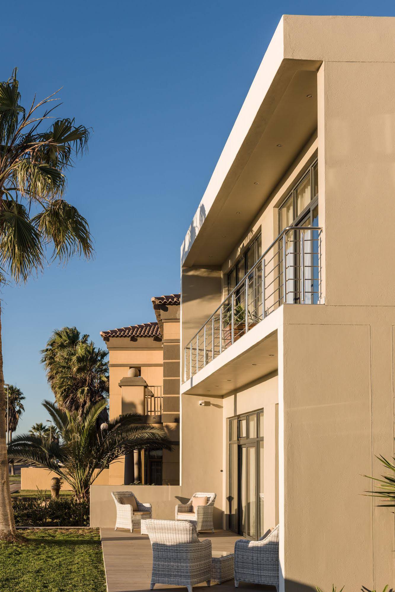 Flamingo Villa Boutique Hotel