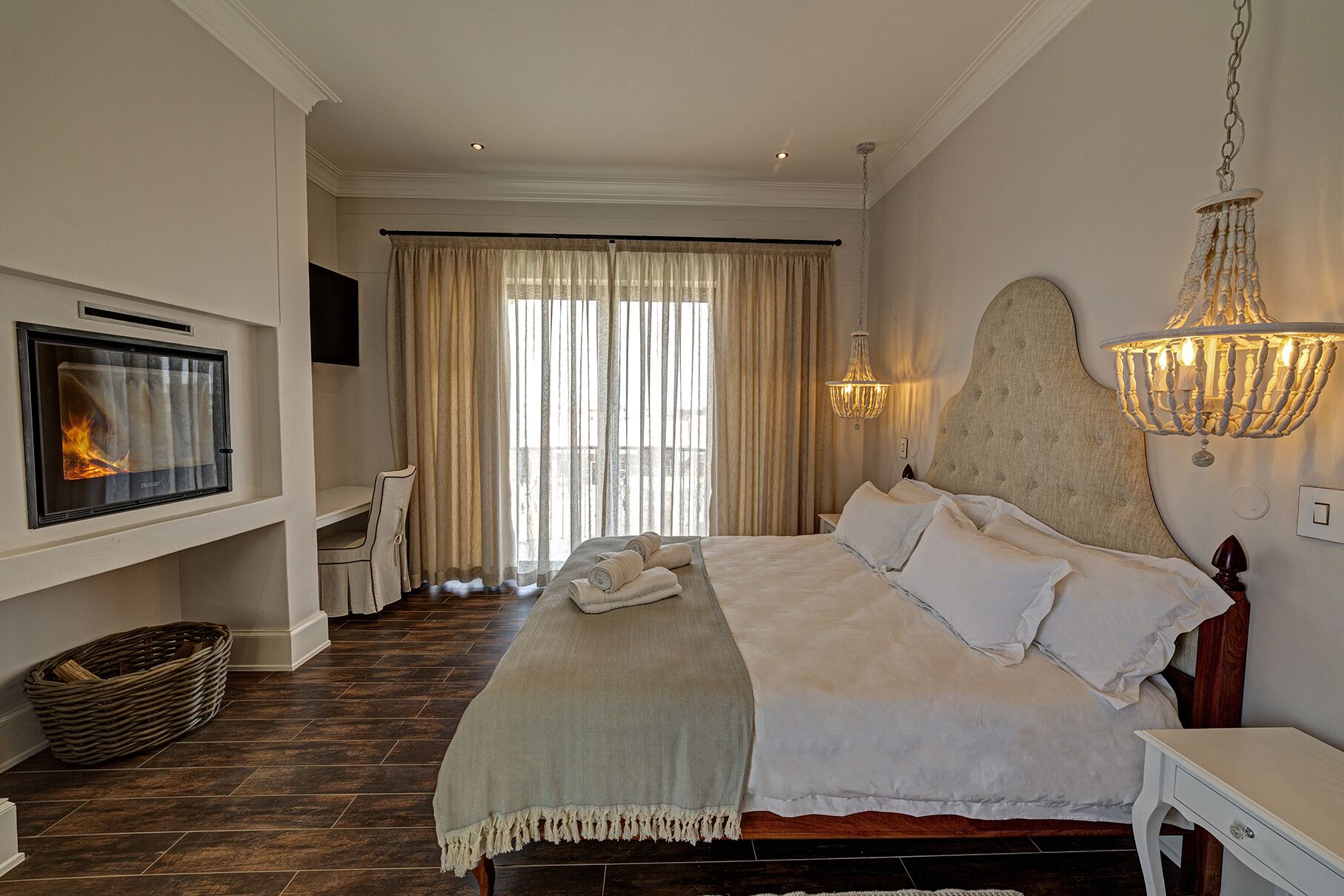 Lagoon Suites Boutique Hotel