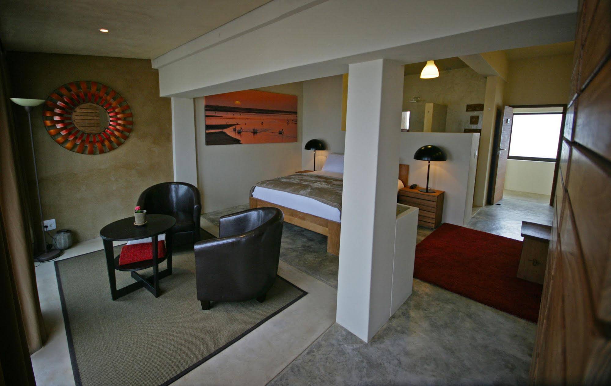 Pelican Point Lodge