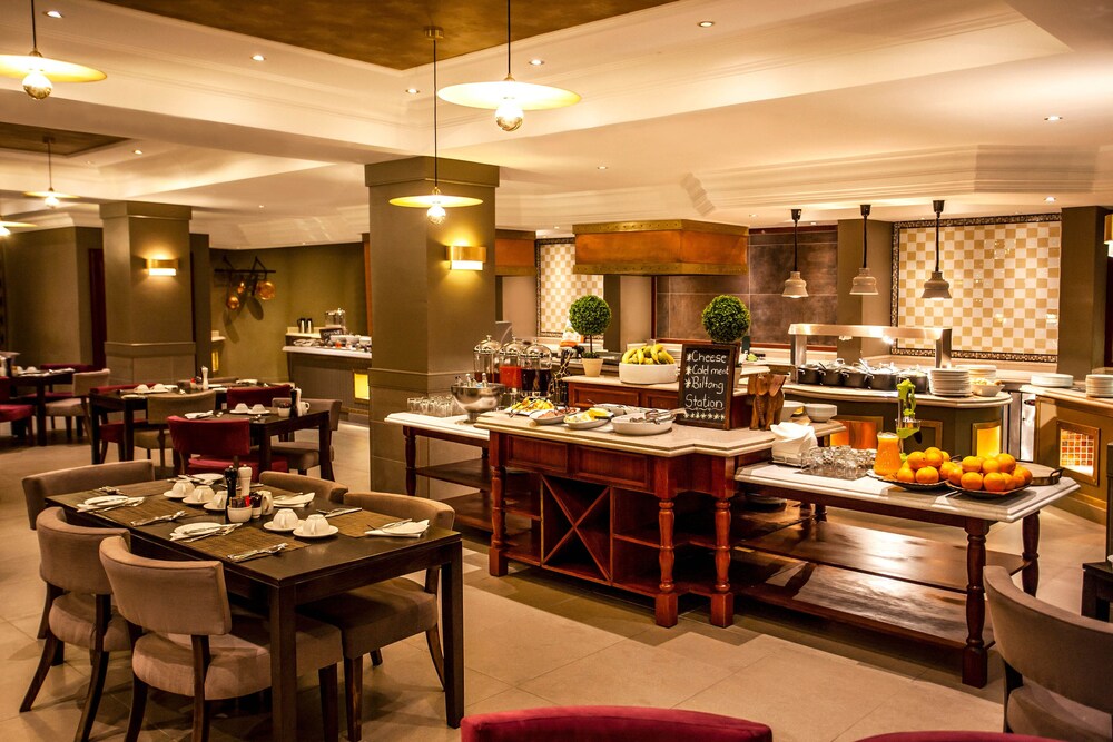 Avani Windhoek Hotel & Casino