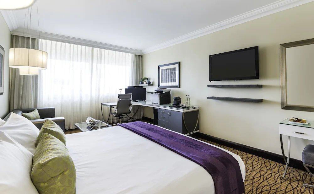 Avani Windhoek Hotel & Casino