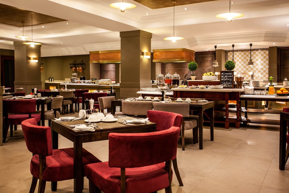 Avani Windhoek Hotel & Casino