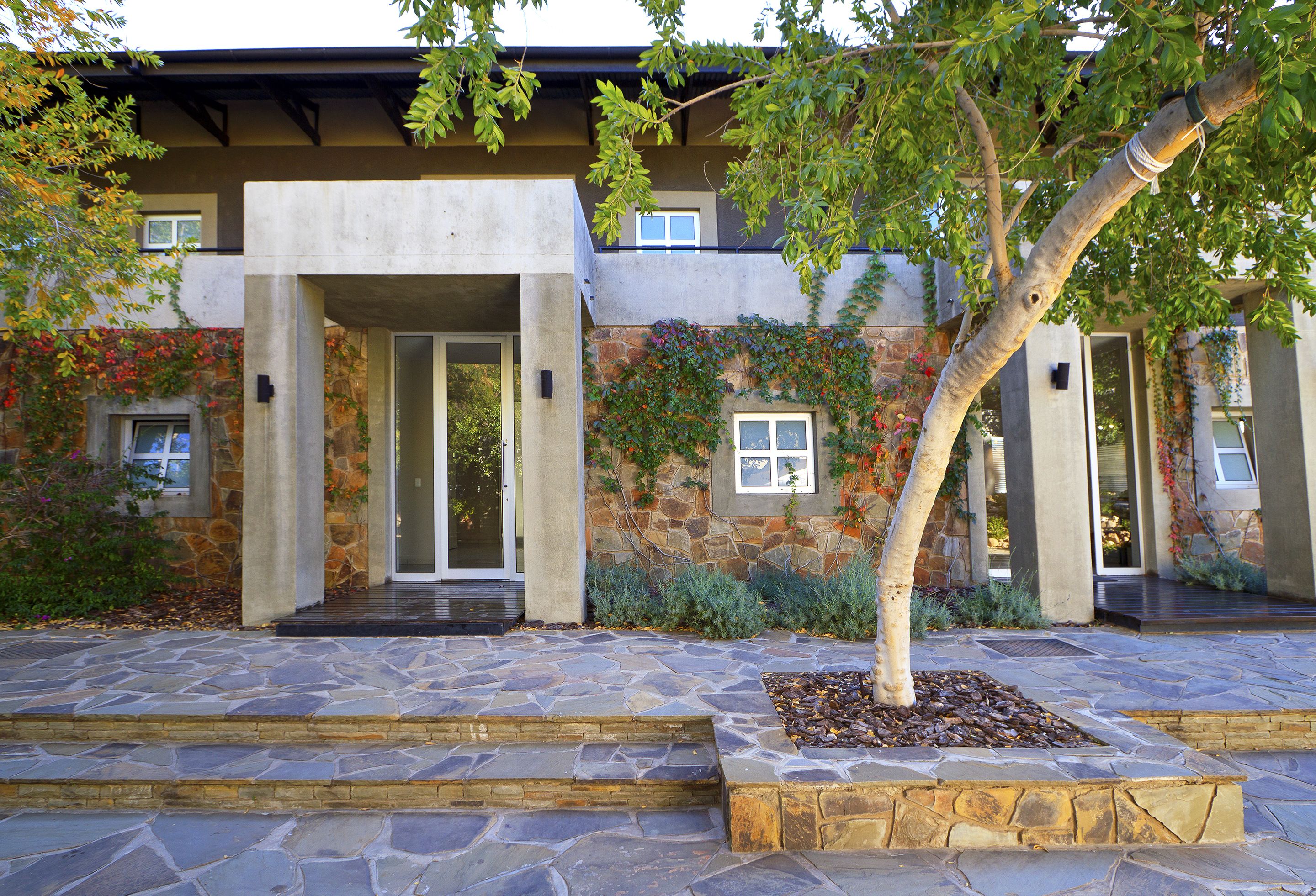 Suite 9 The Village