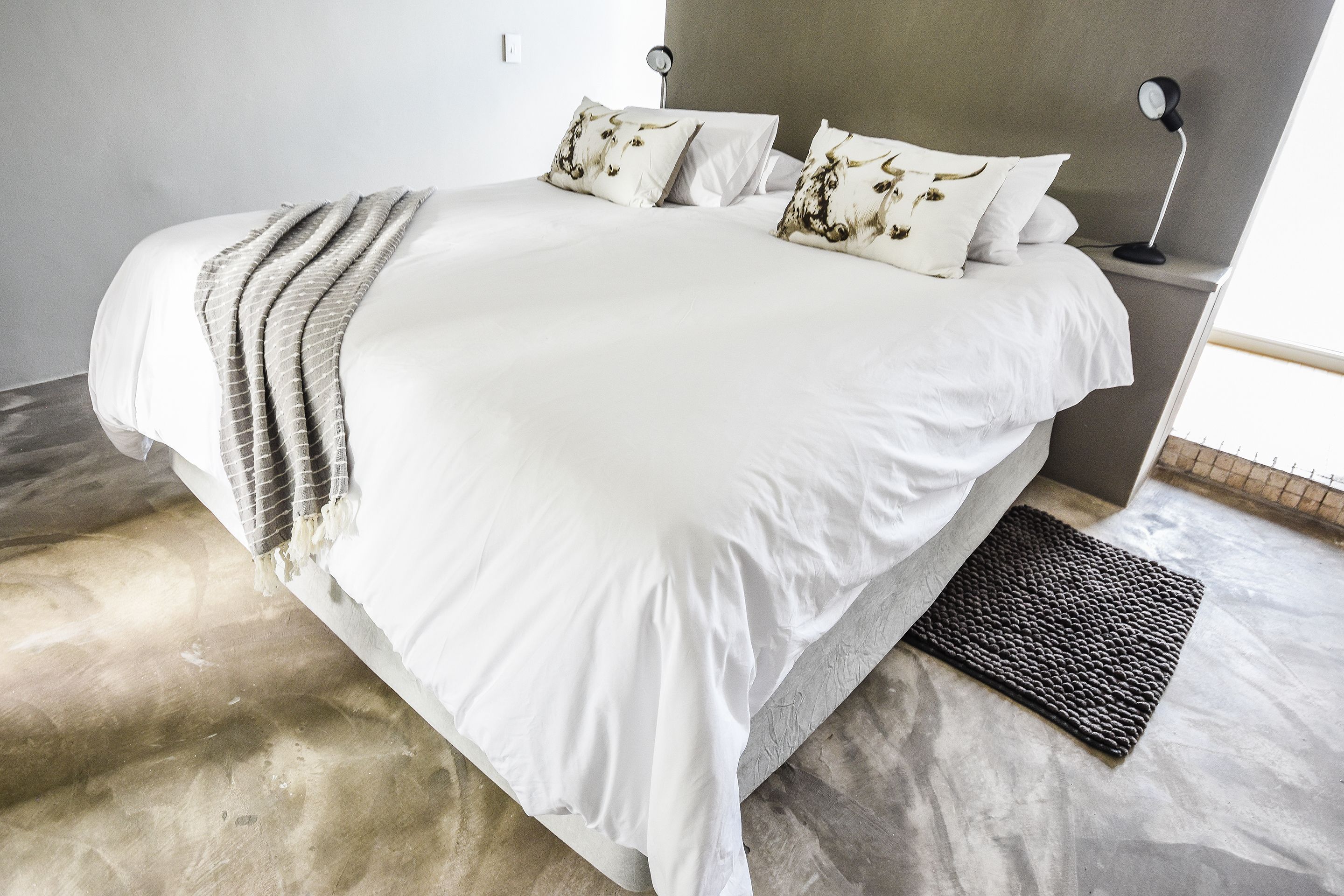 Suite 9 The Village