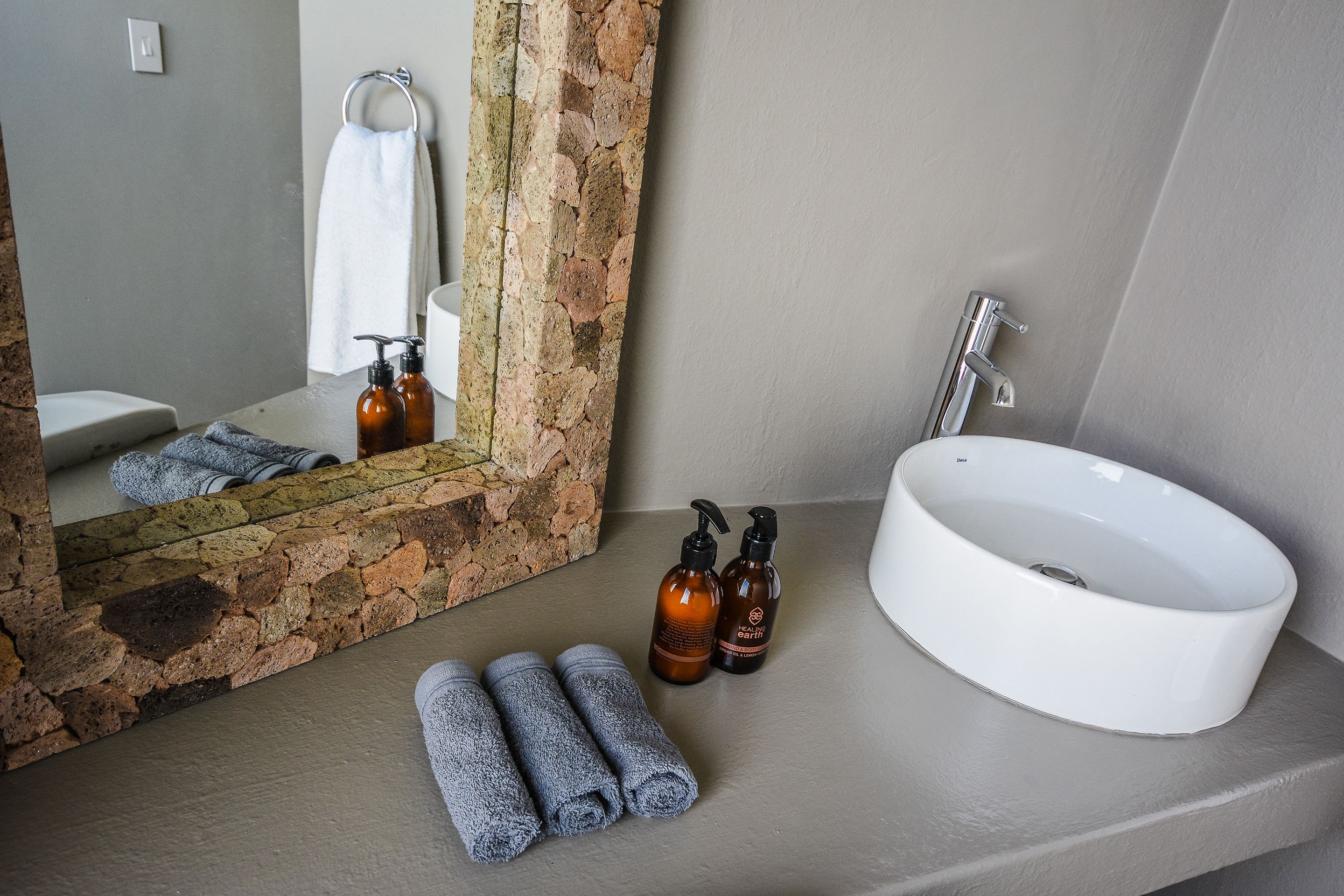 Suite 9 The Village
