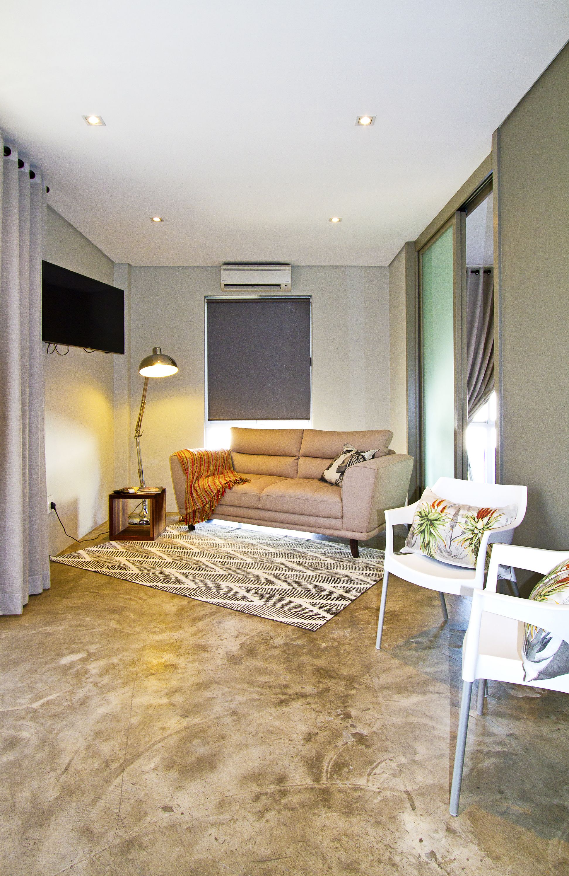 Suite 9 The Village