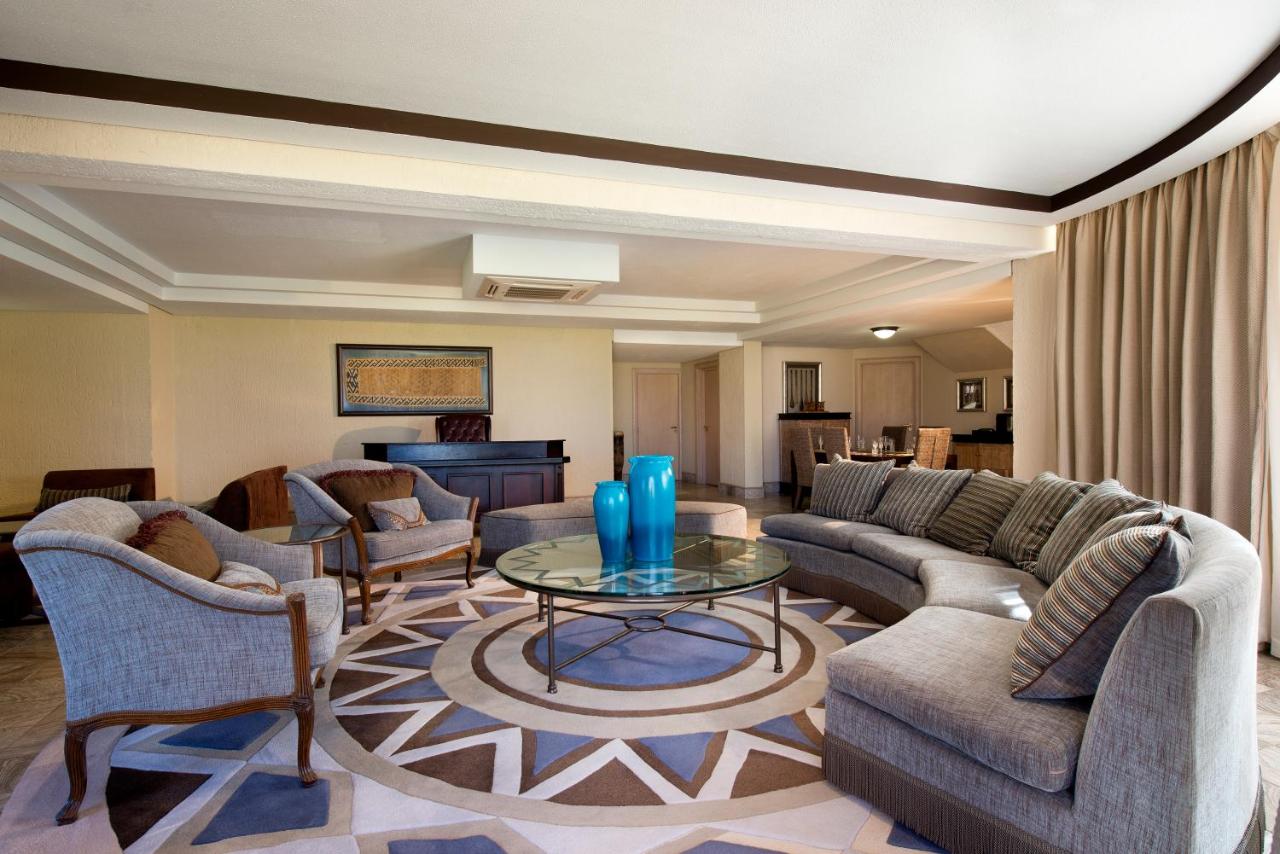 Windhoek Country Club Resort