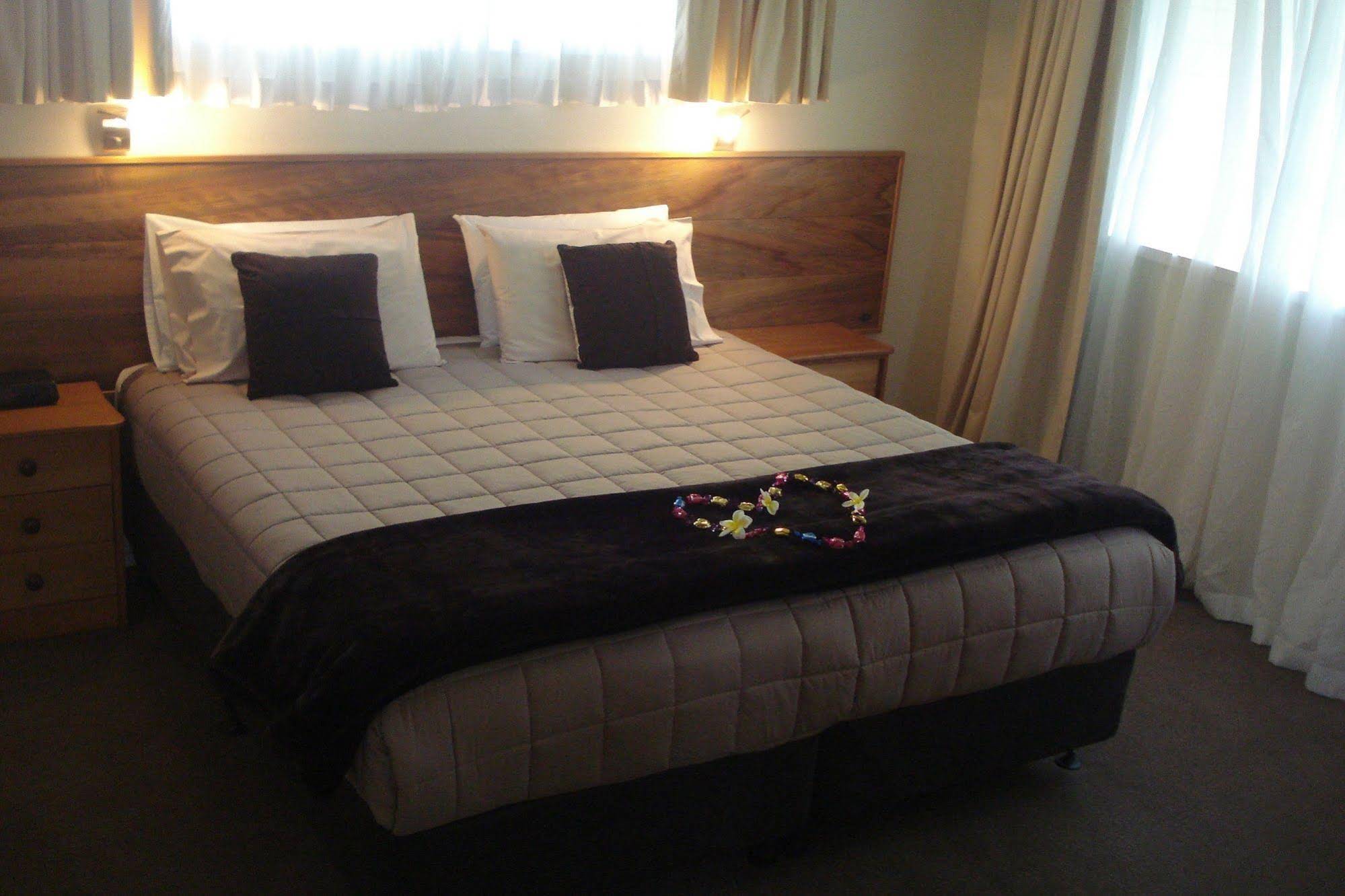 Shiralee Executive Cottages