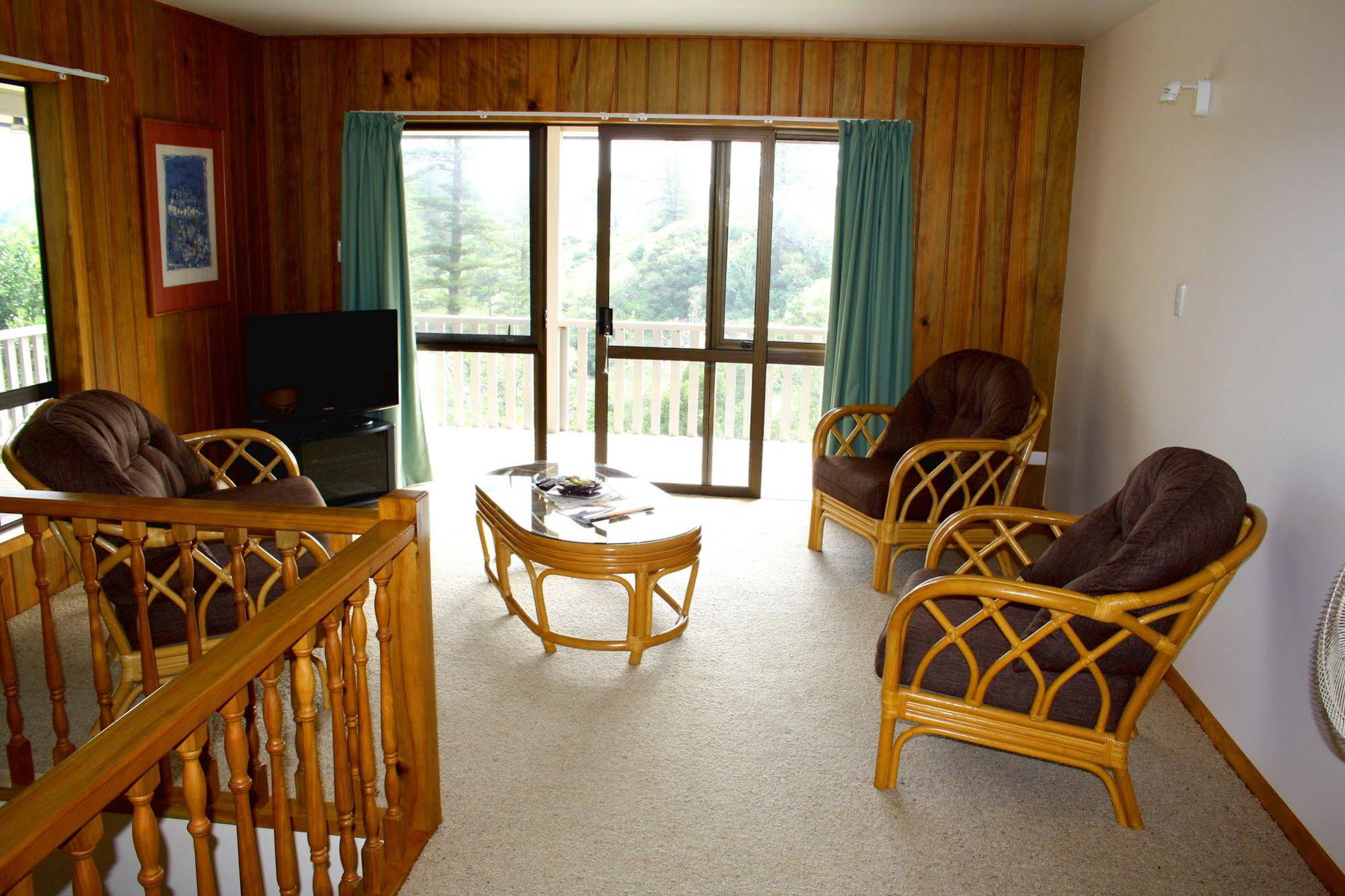 The Crest Apartments