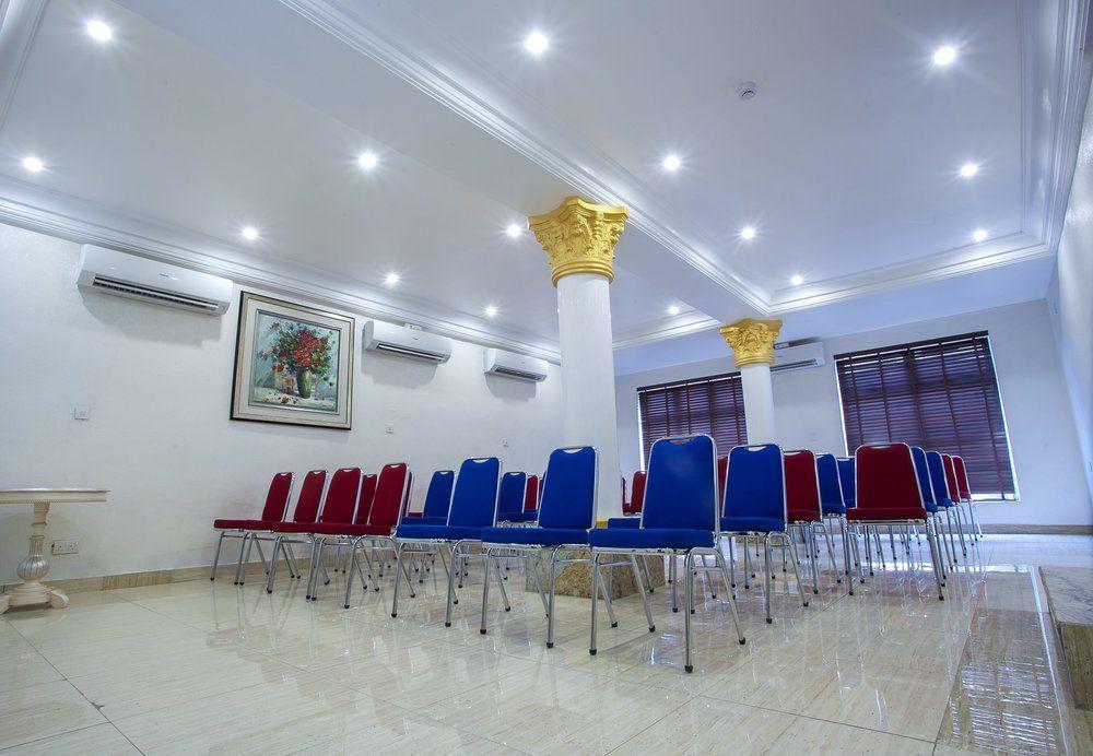 Caledonian Suites