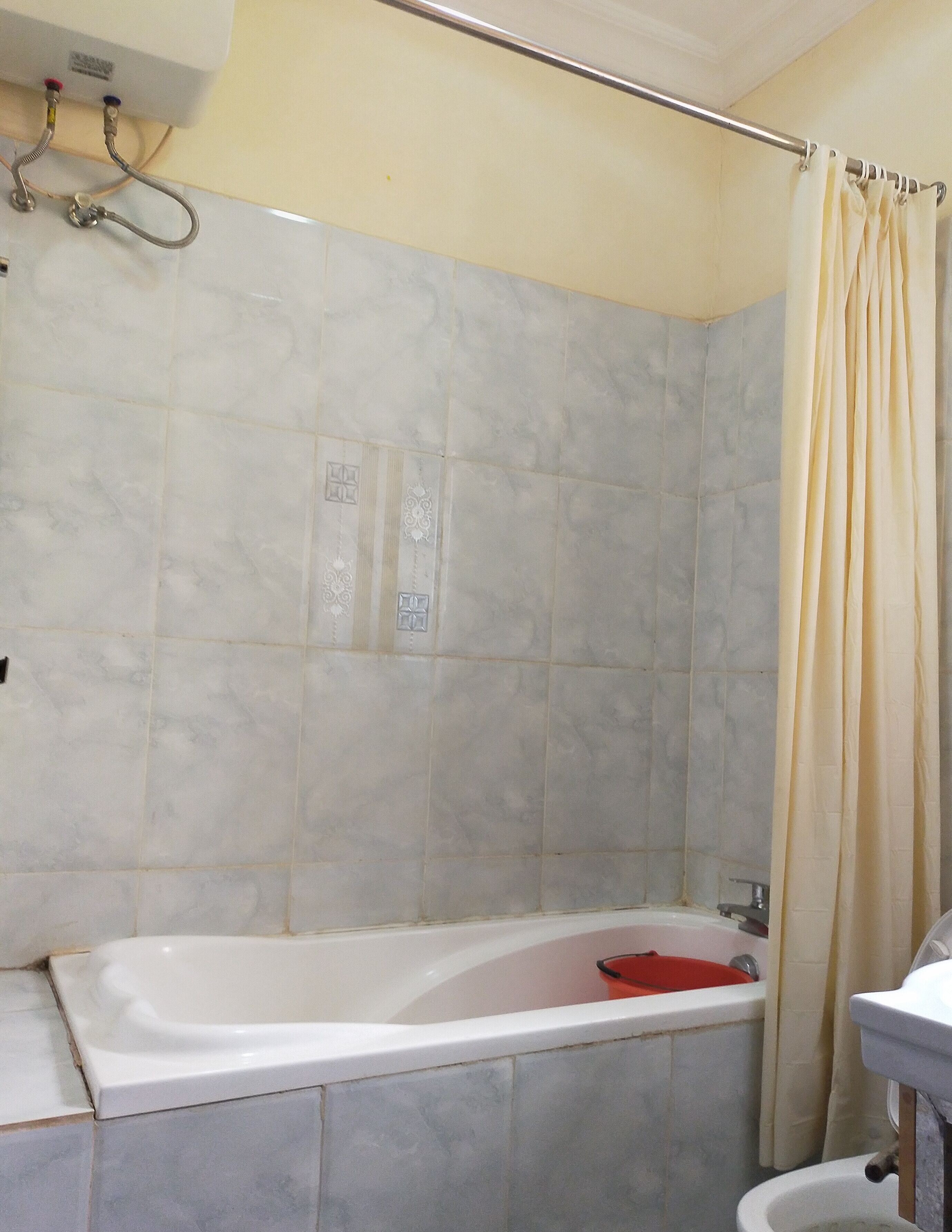 Joy House Hotel & Suites