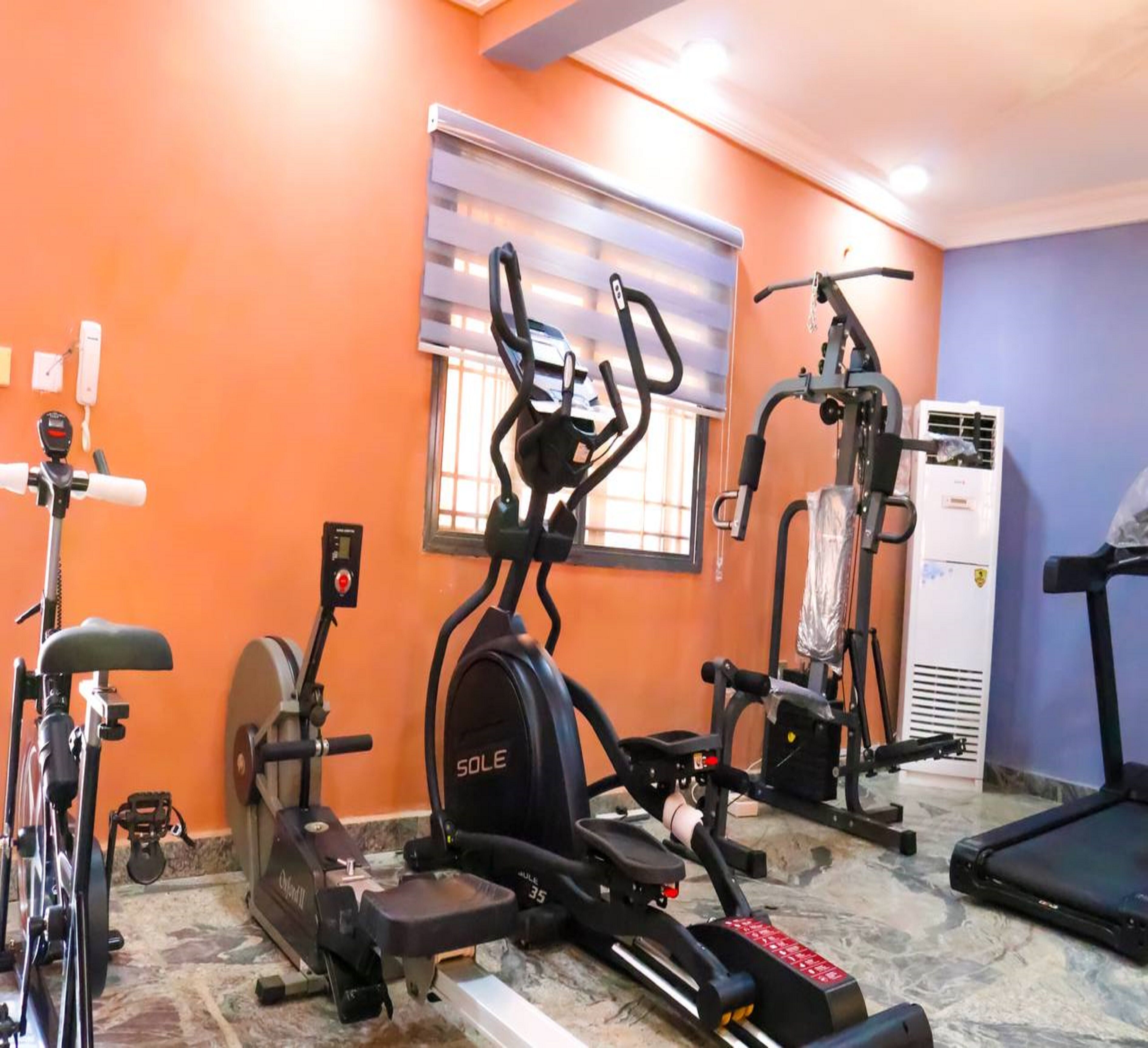 Madaki's Executive Suites