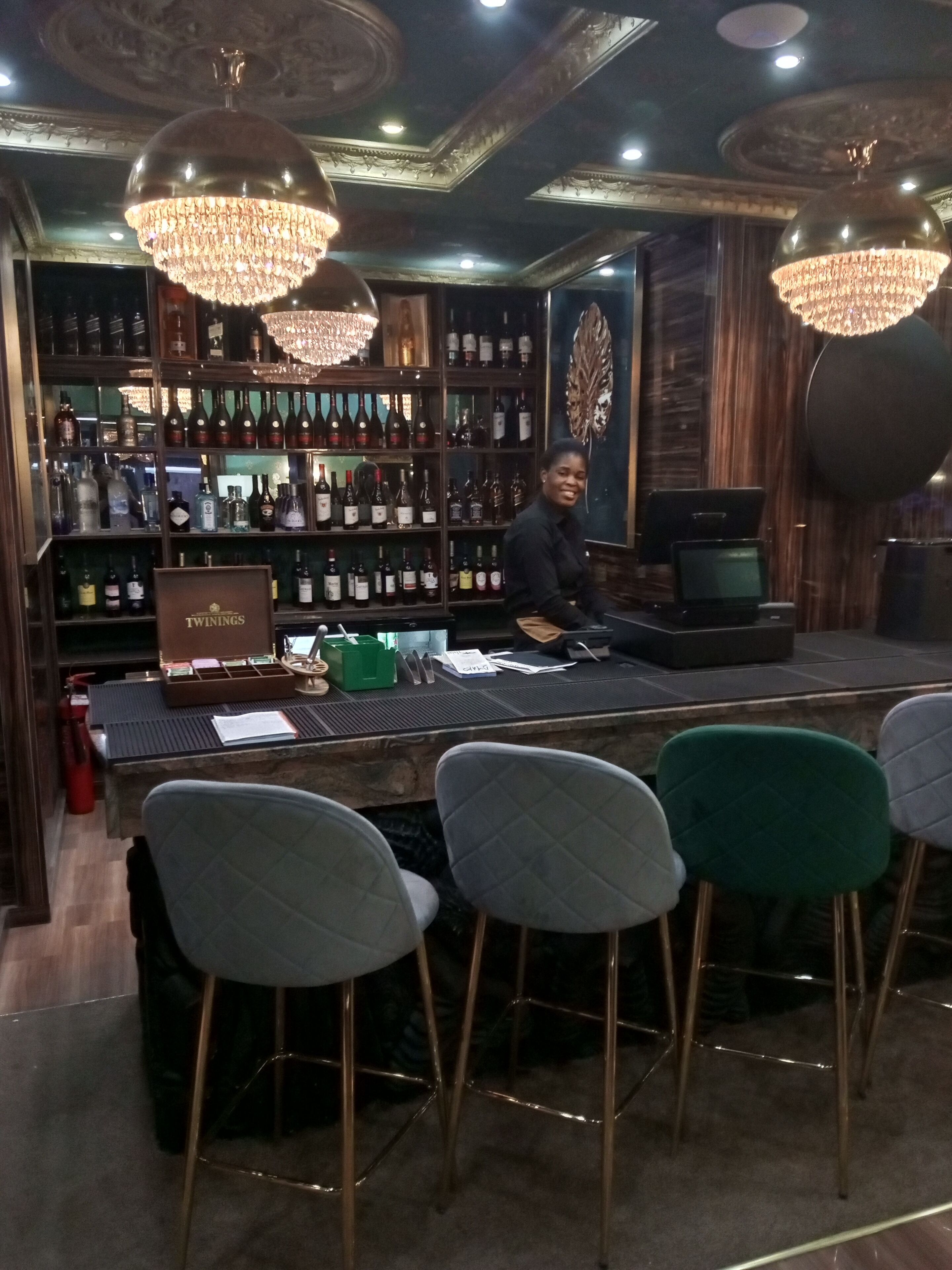 No 1 Hotel