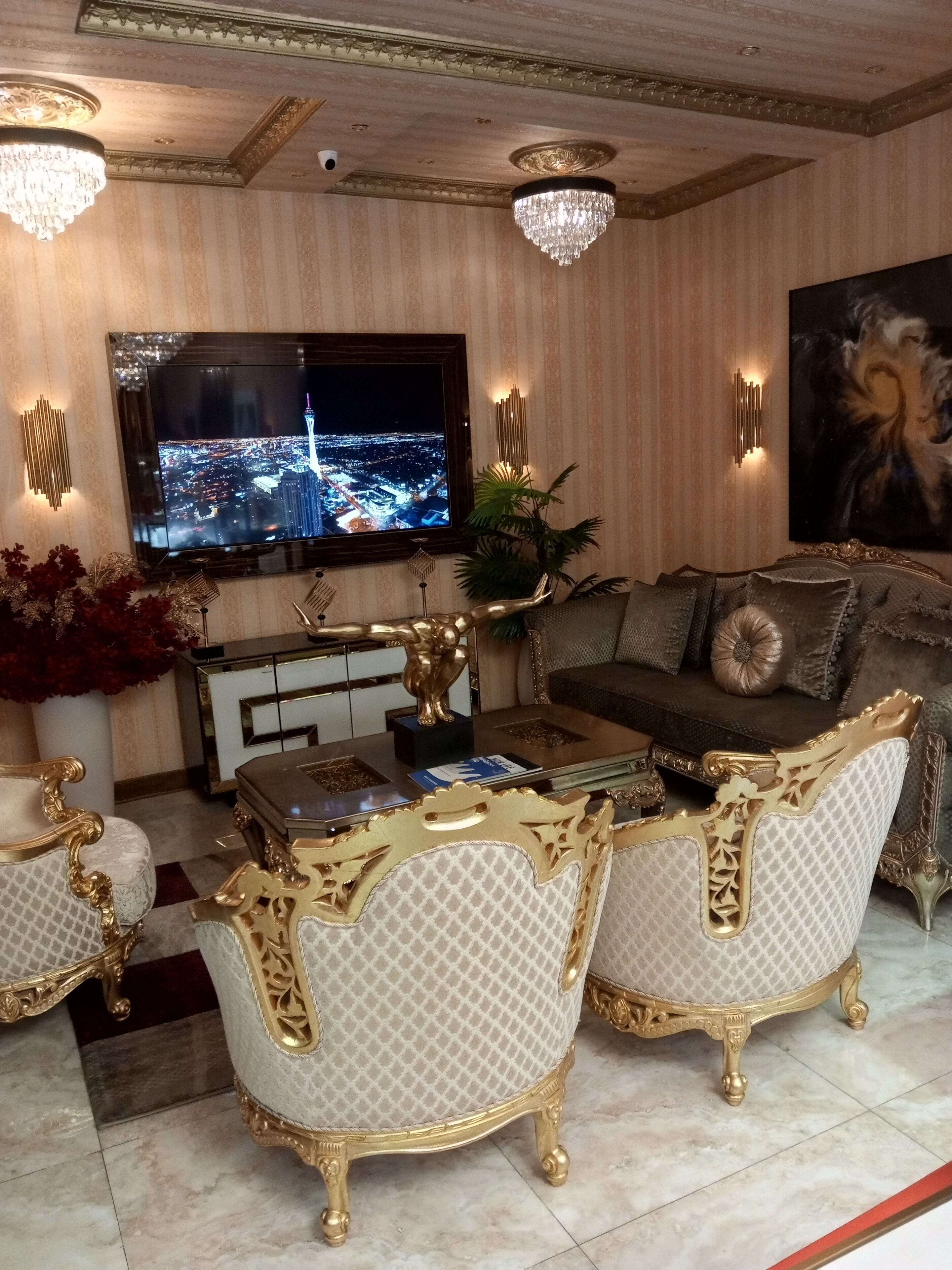 No 1 Hotel