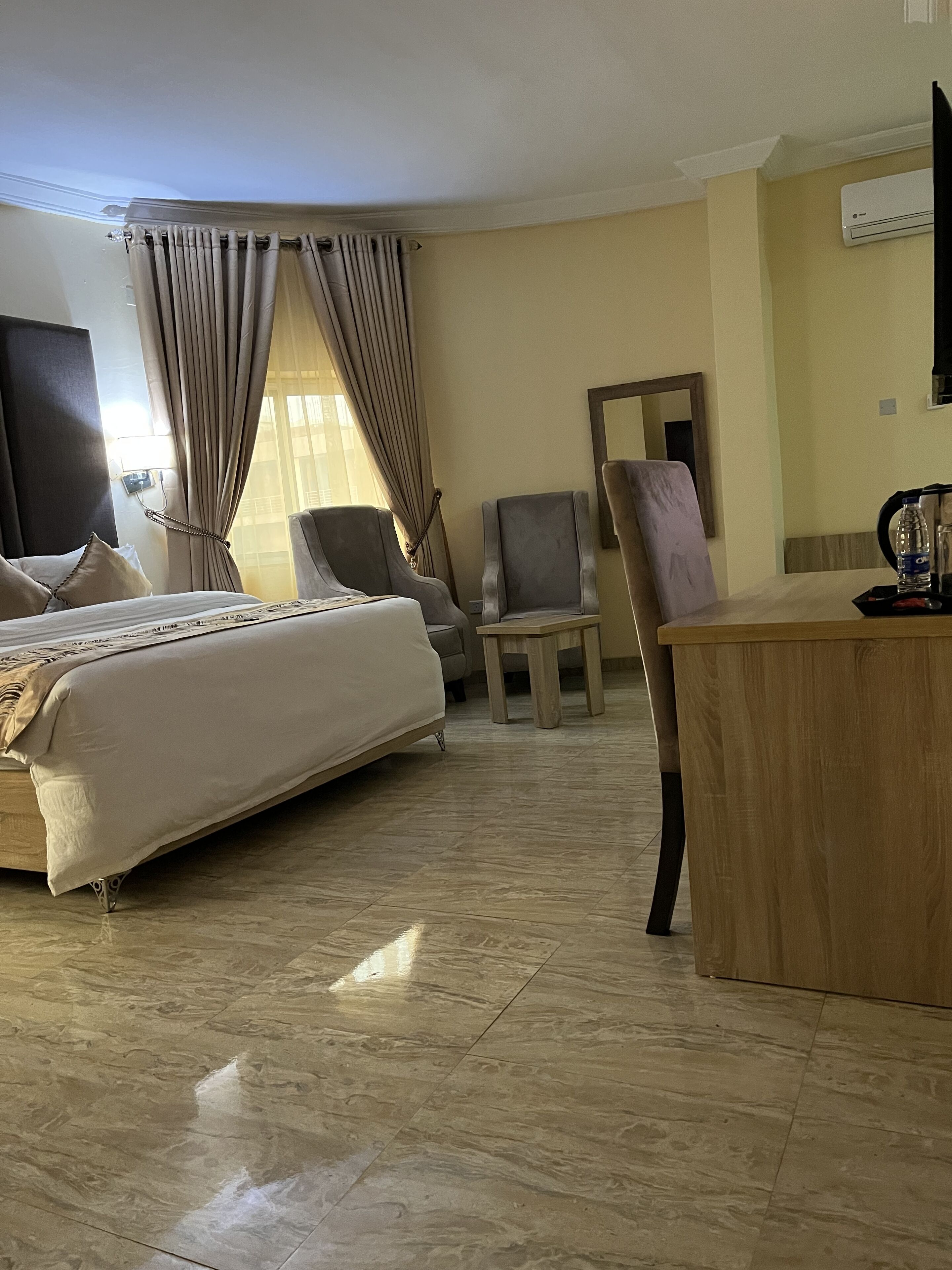 Spring Hotels