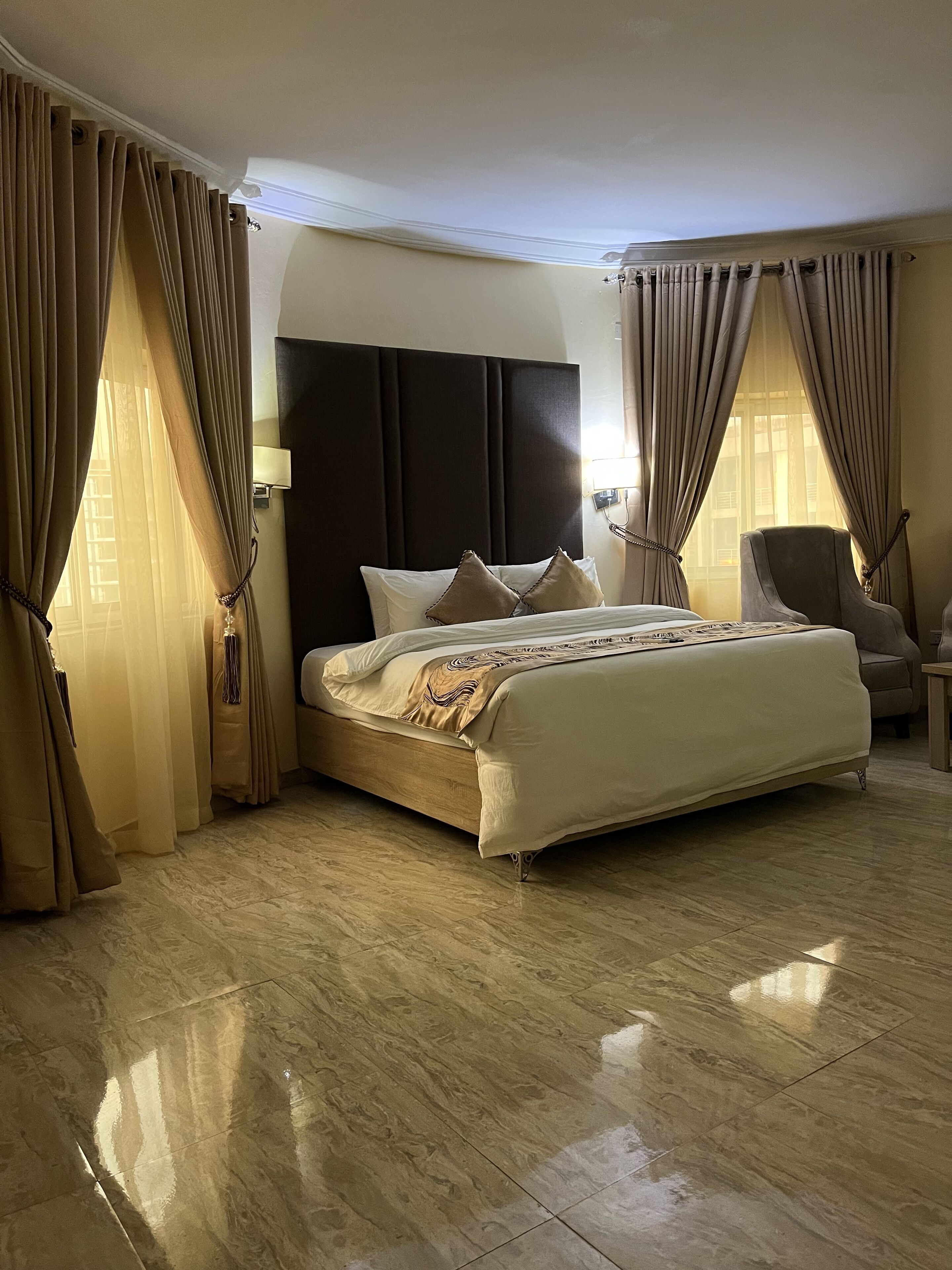 Spring Hotels