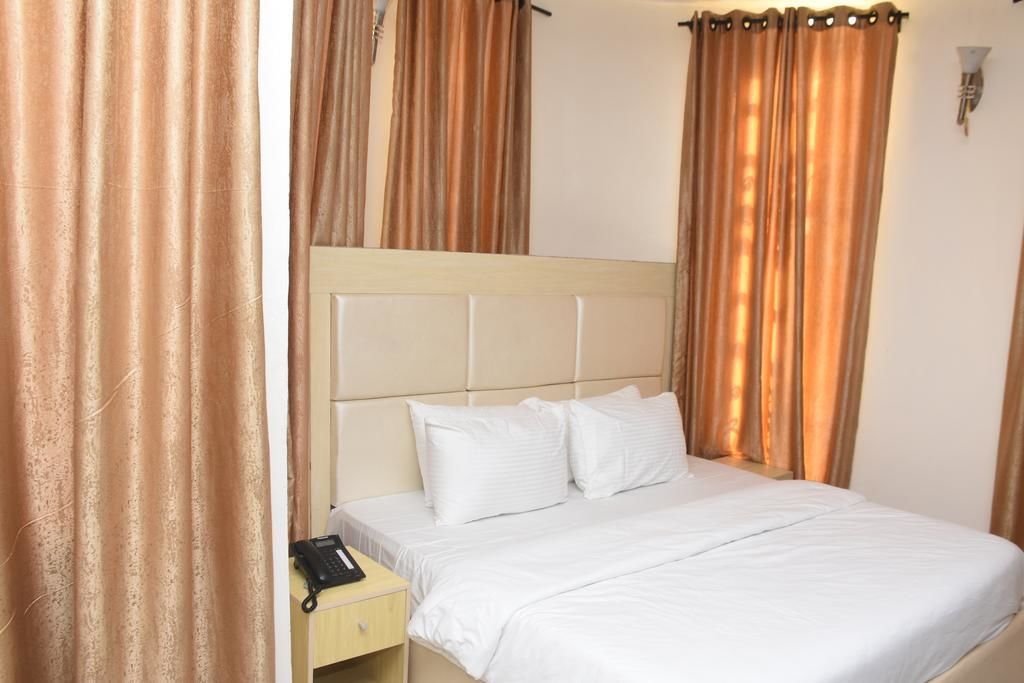 The Bahamas Hotels International