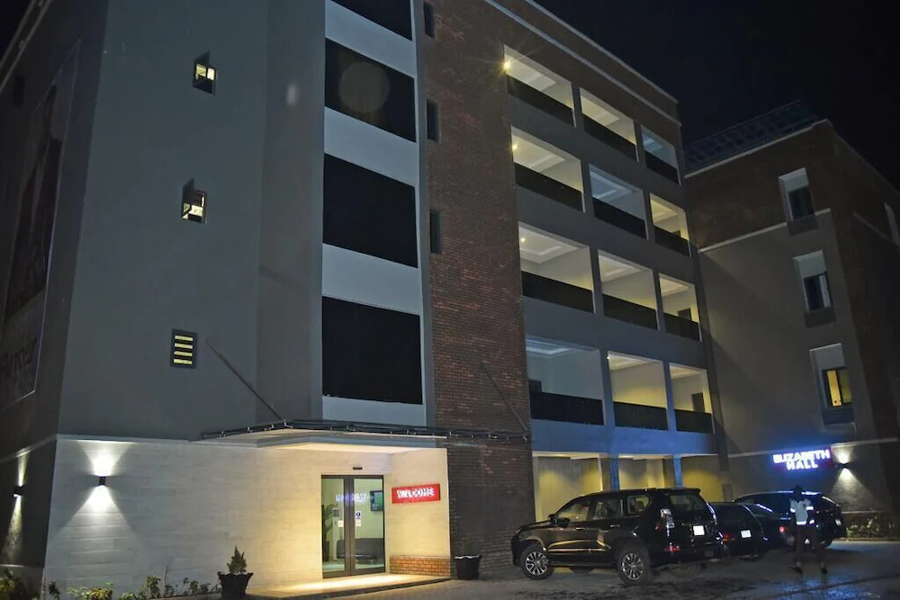 Villa Toscana Hotel Asaba