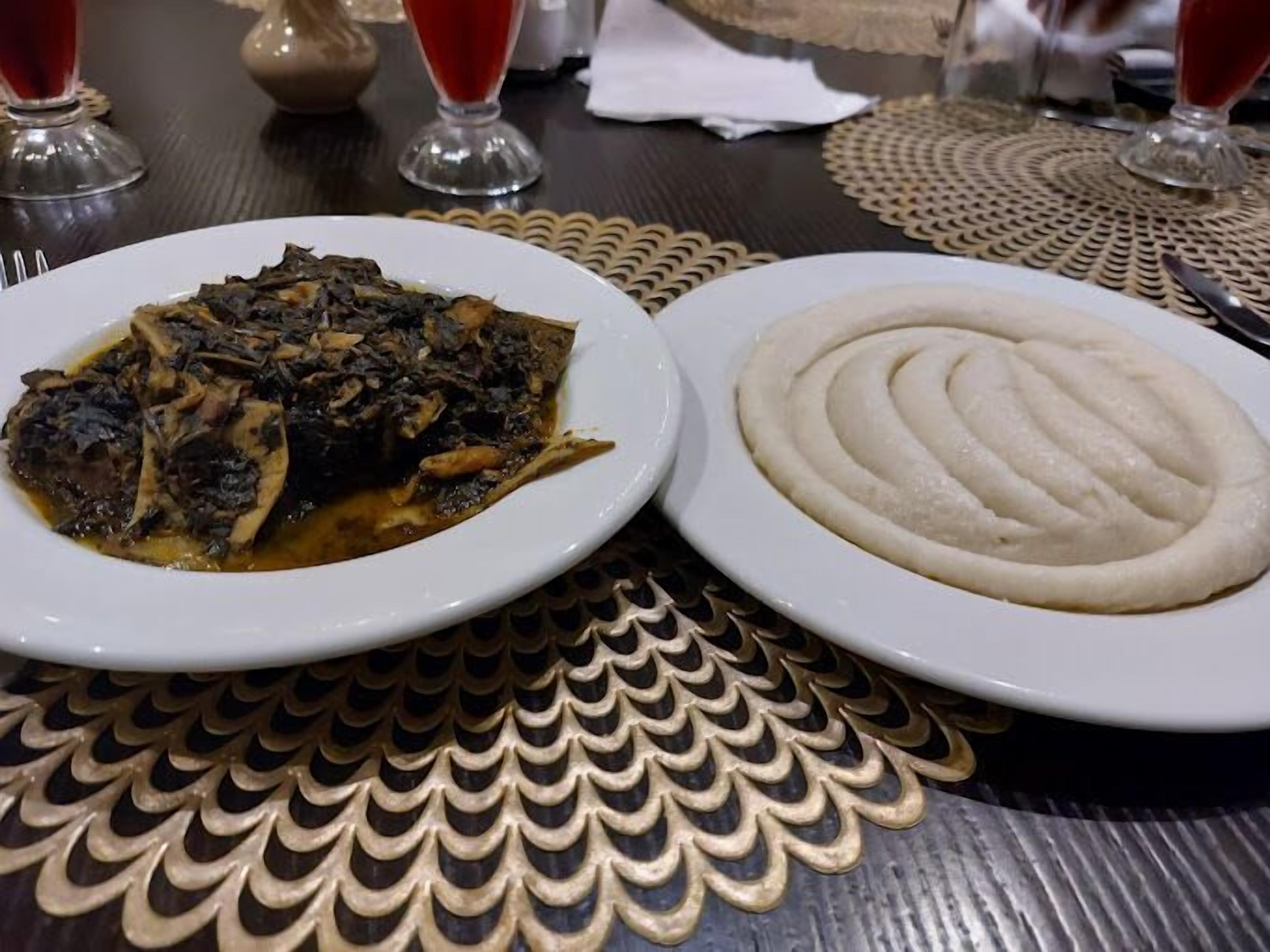 Hale Manor Exquisite