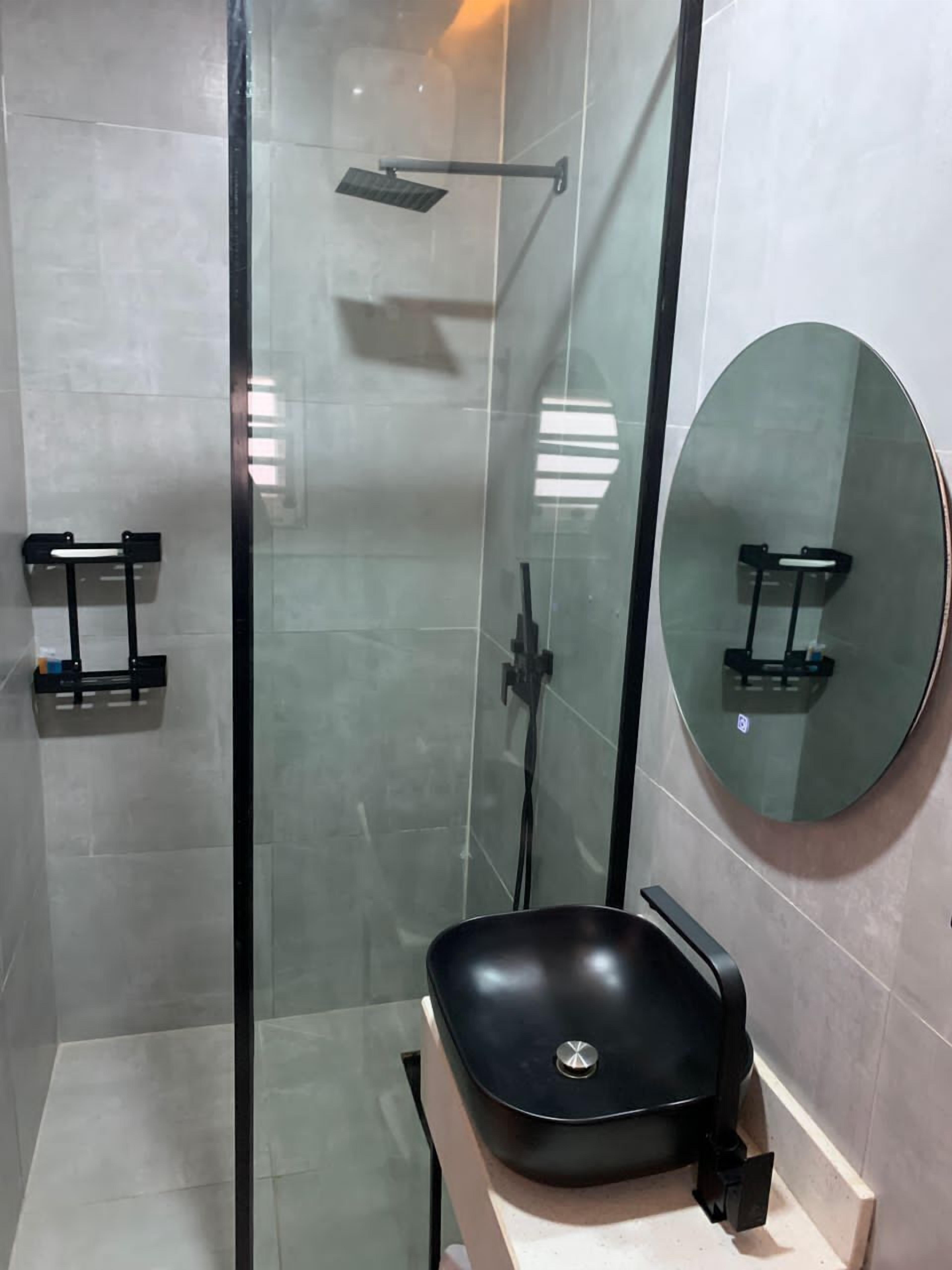 Seven Lugard Apartments