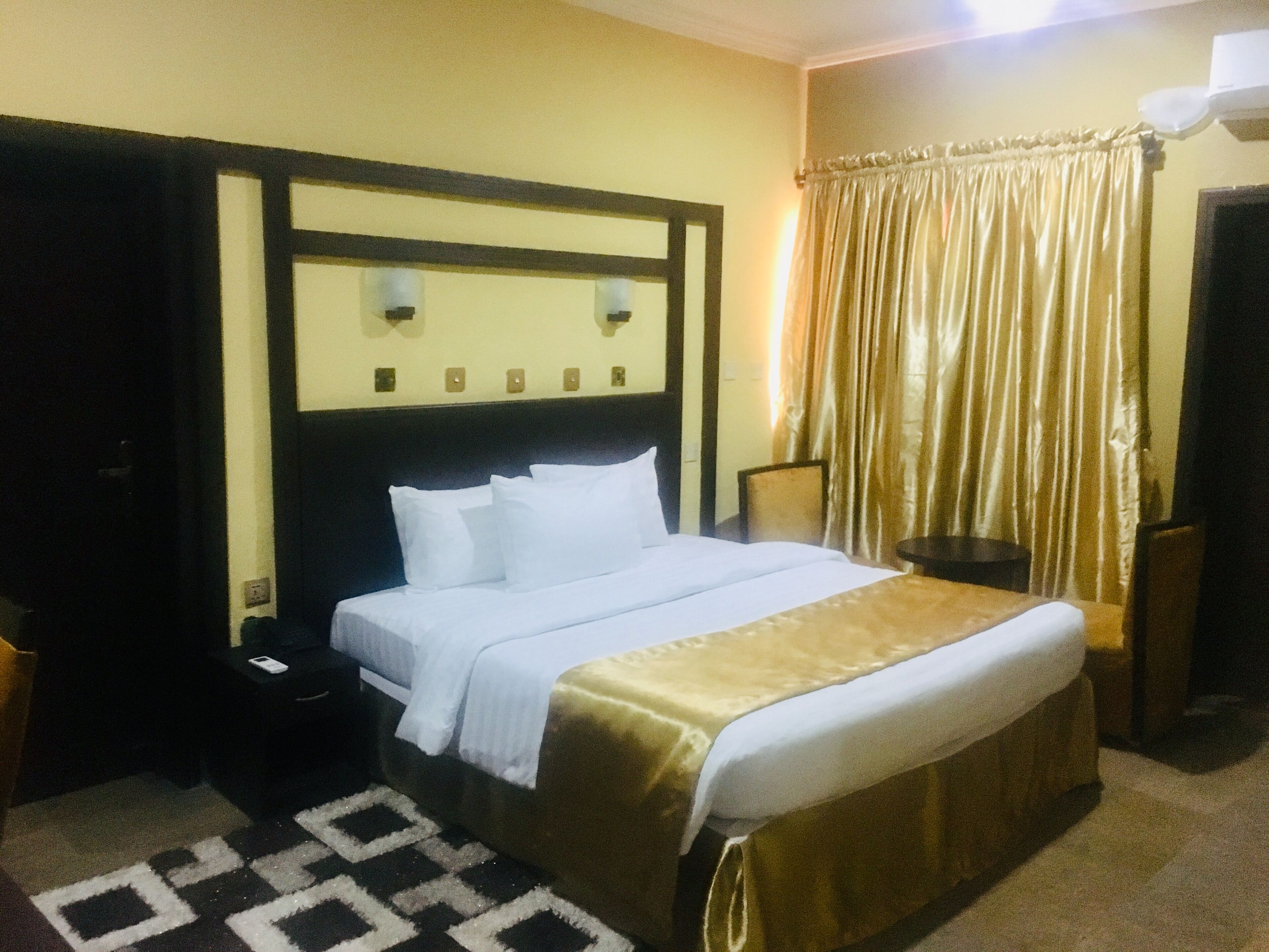 Blue Moon Beach Hotel & Resort