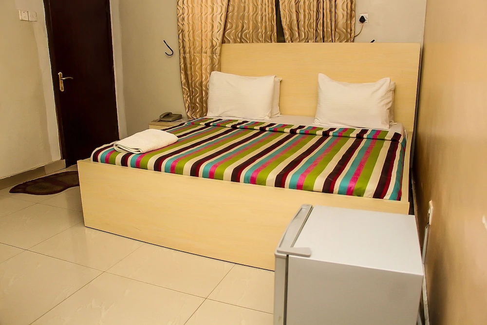 Choiceville Suites