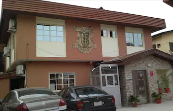 Esado Suites and Conference Oregun