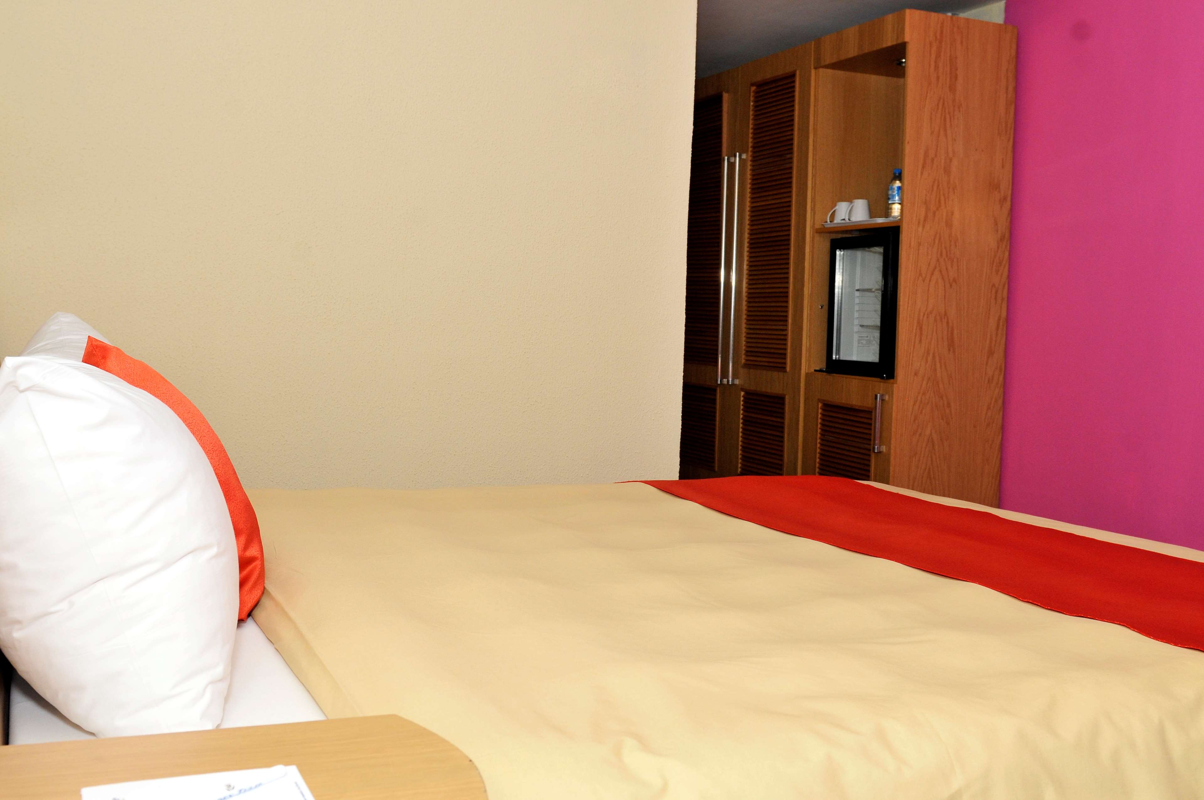 Festival Hotel Conference Center & Spa