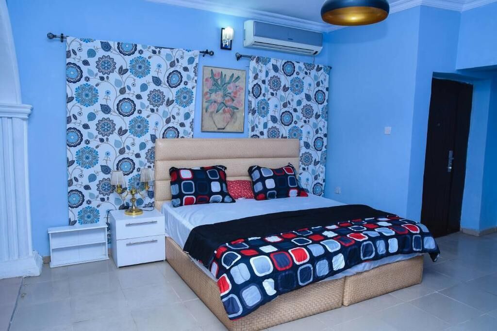 Leez Luxury Apartment