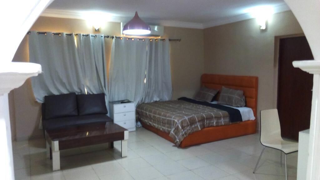 Leez Luxury Apartment