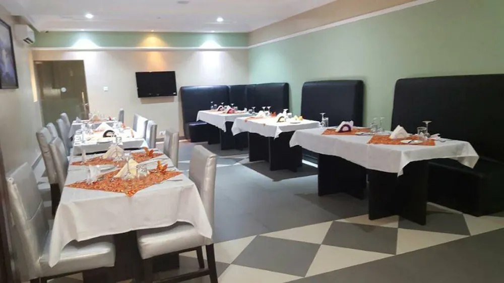 Msquare Hotel