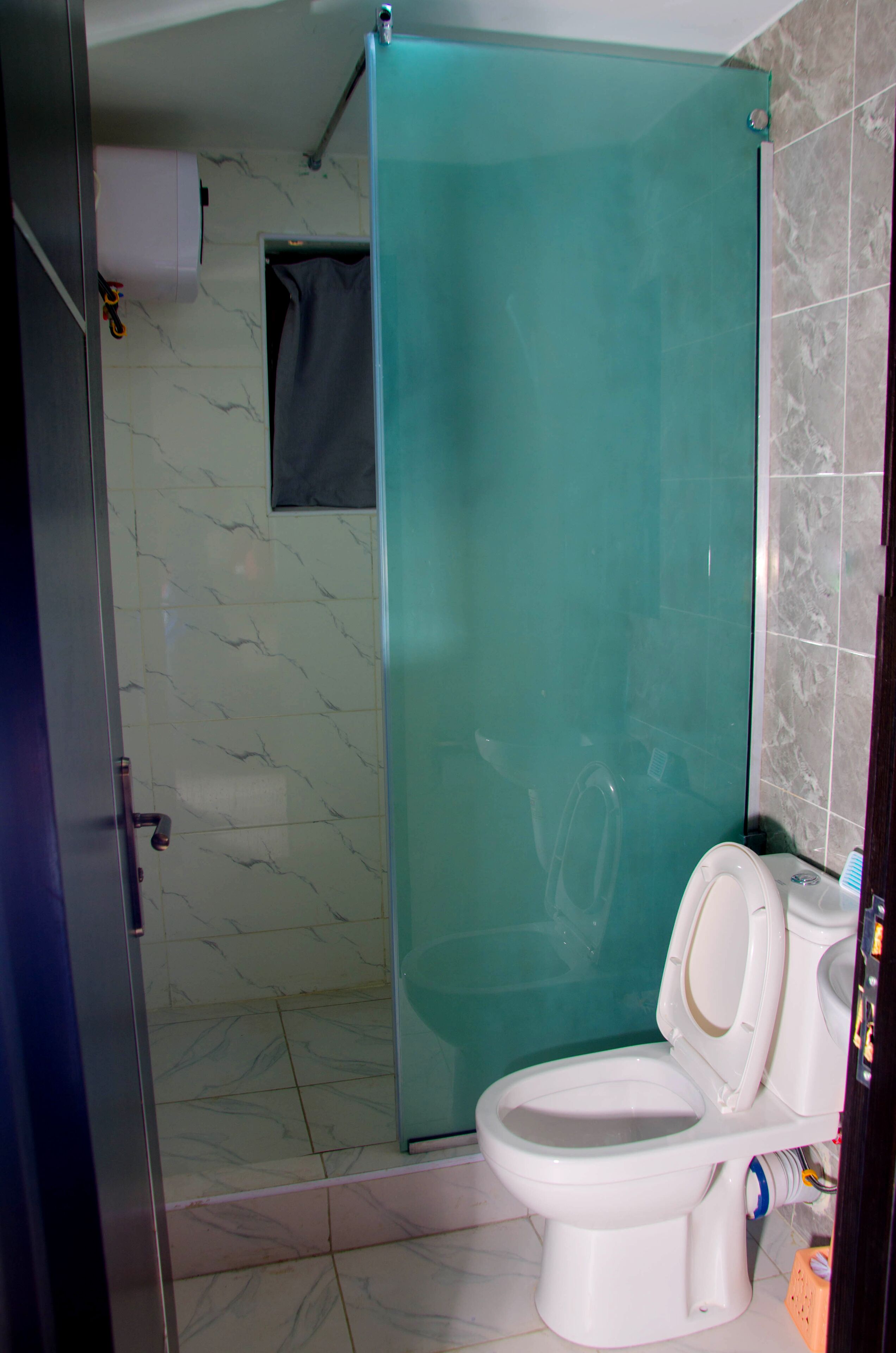 No 95 Suites & Apartment