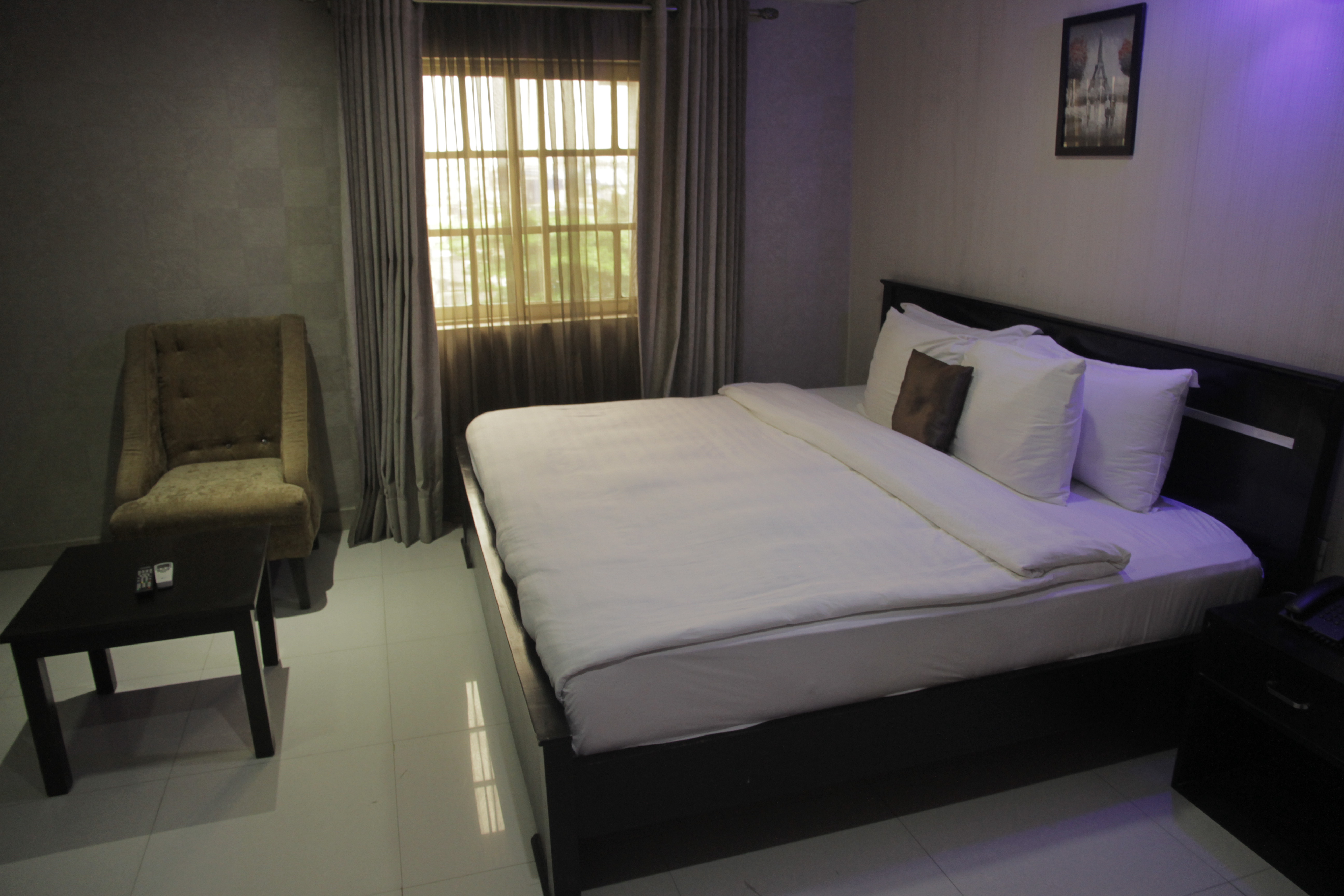 Valley Front View Hotel