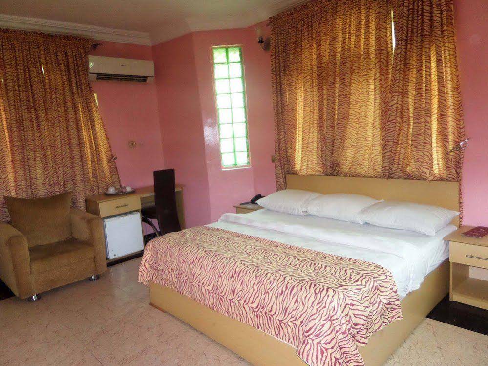 Amador Suites