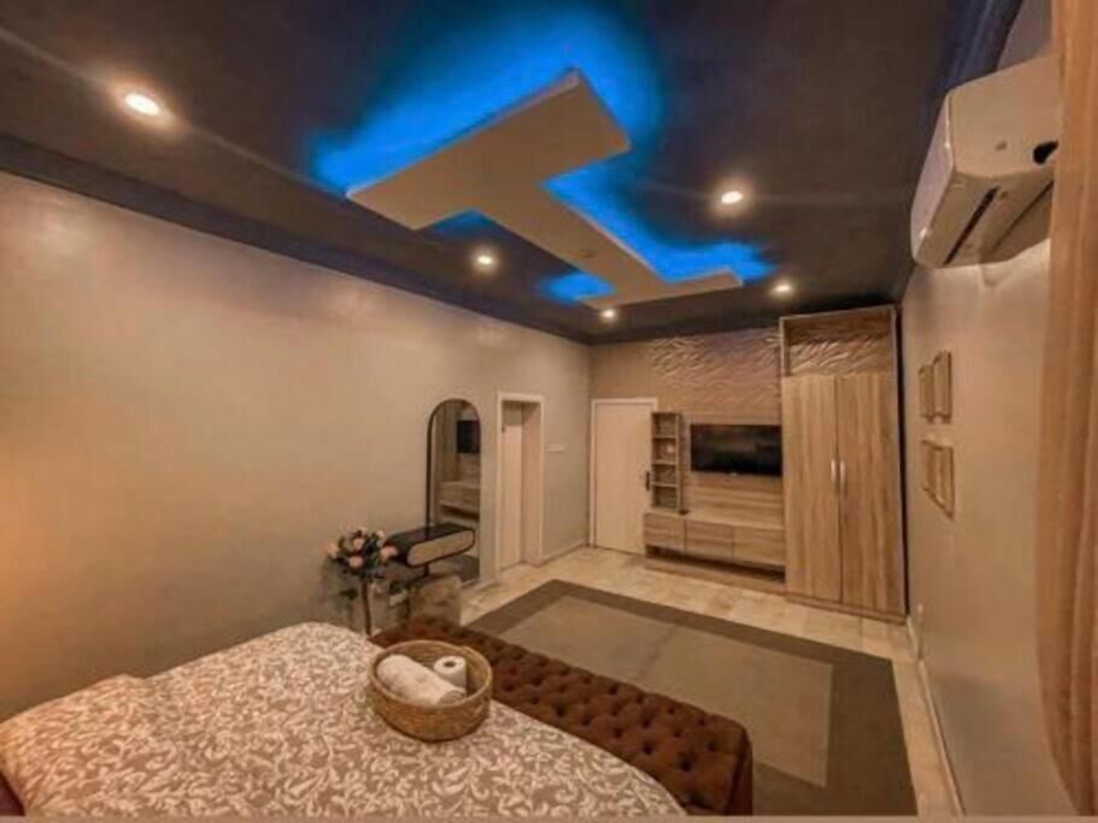 Granville Penthouse Apartments