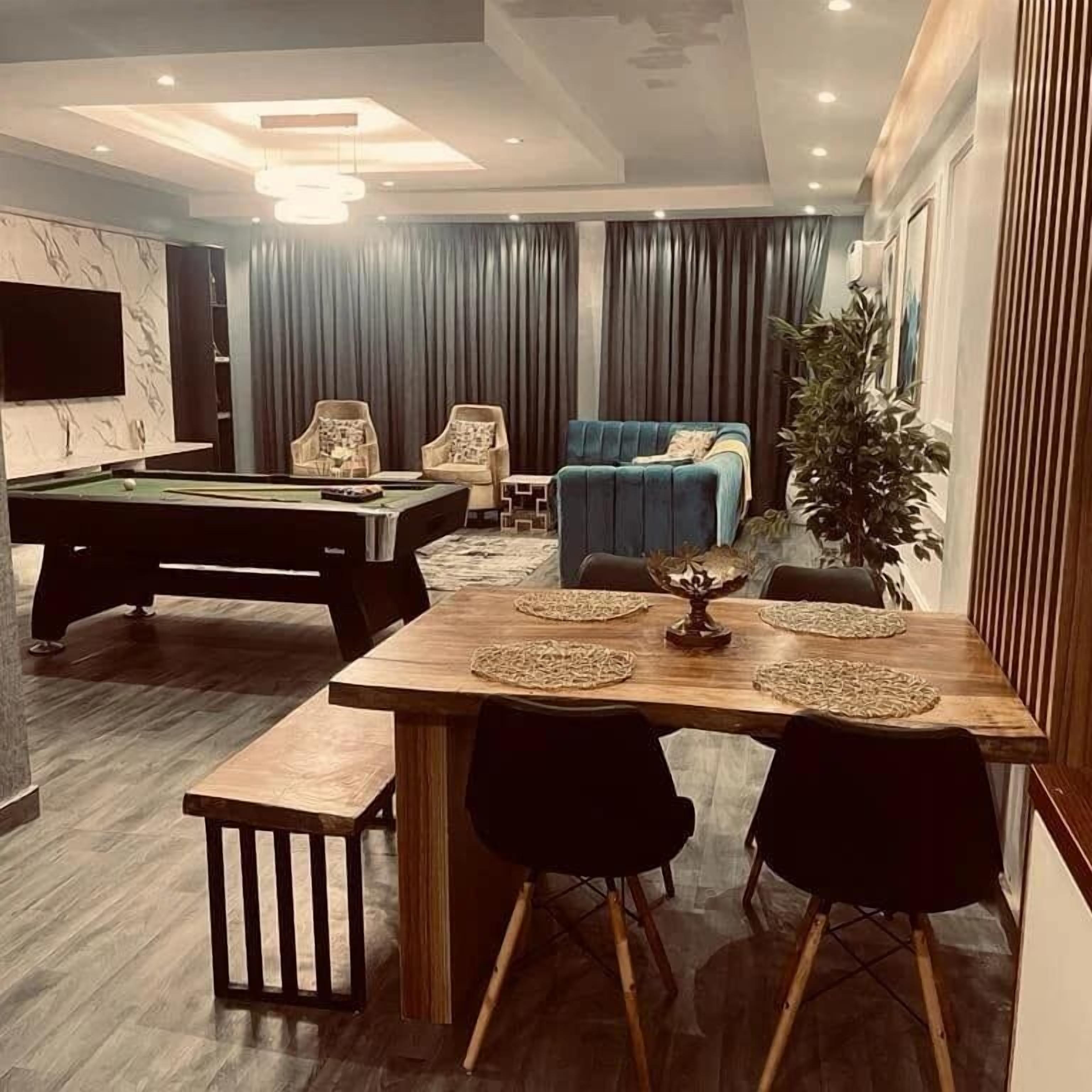 Granville Penthouse Apartments