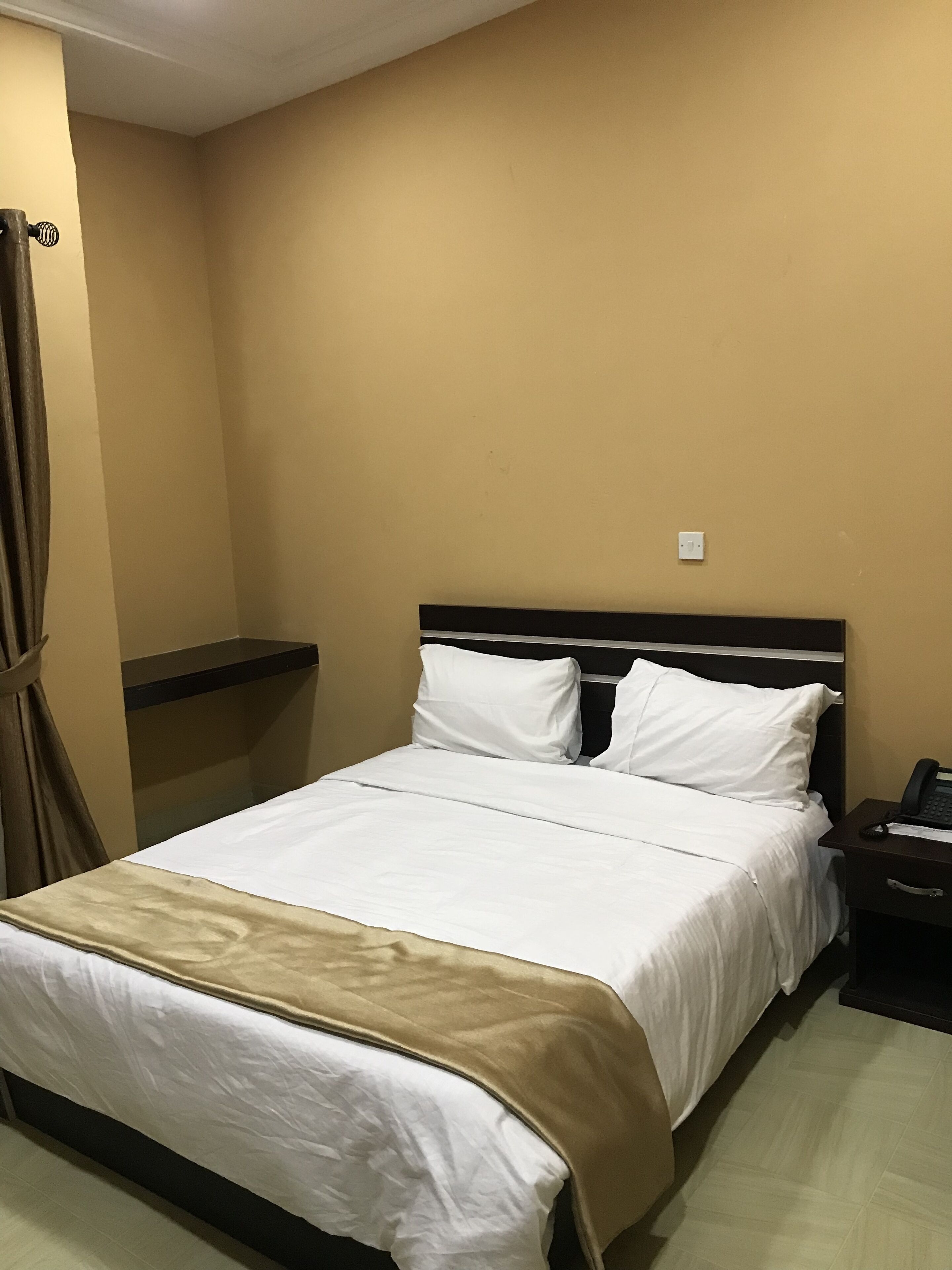 Royal continental Suites And Apartments