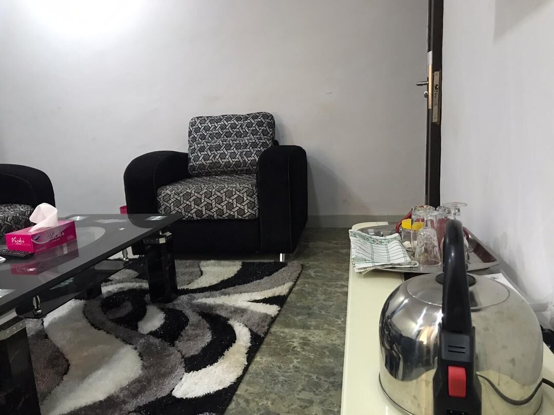 Royal continental Suites And Apartments