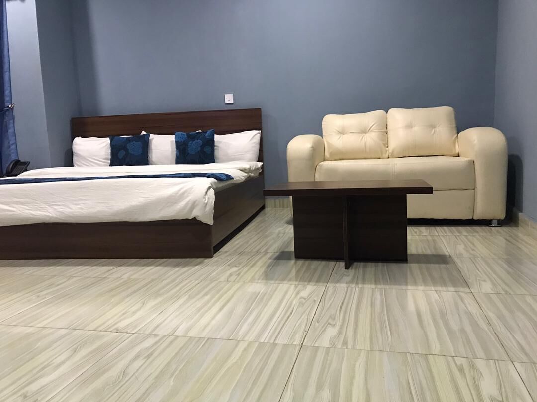 Royal continental Suites And Apartments